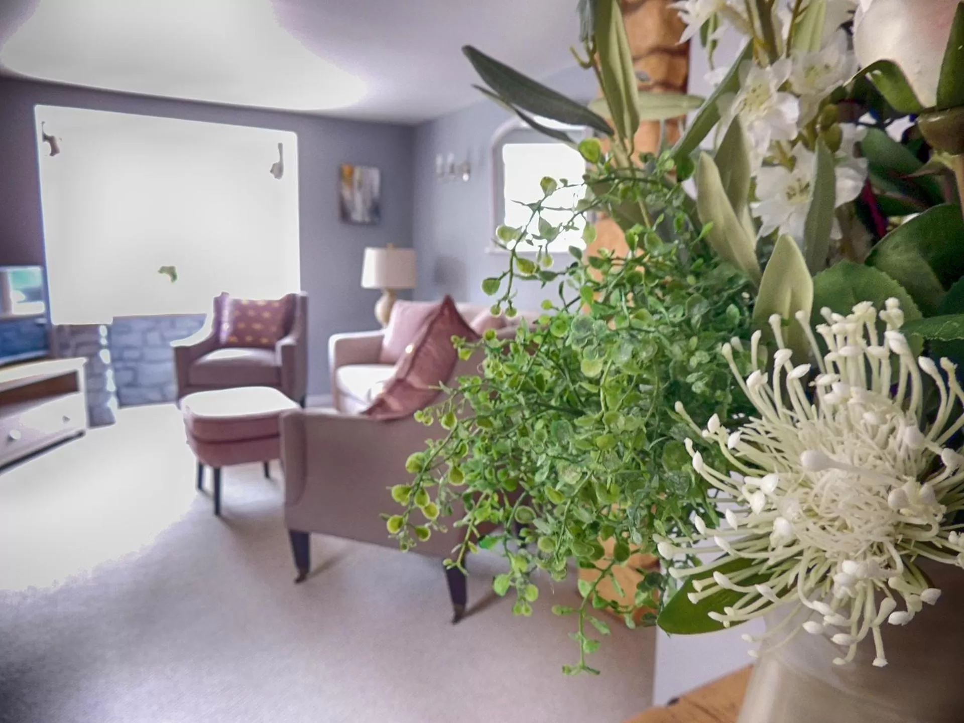 Living room in The Lansdowne Cottage - Exclusive Welcome Hamper