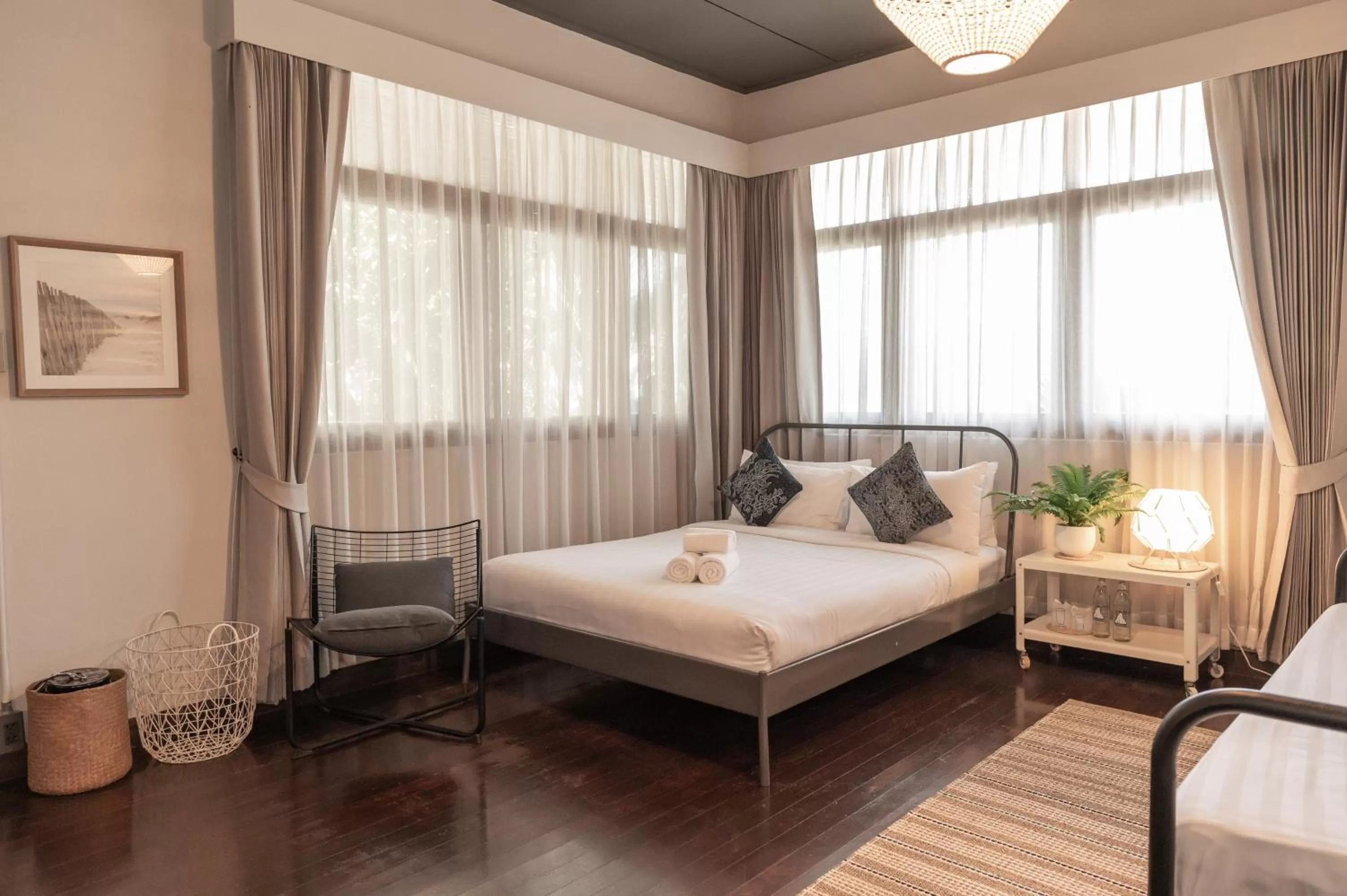 Photo of the whole room, Bed in A Day Villa Chiangmai