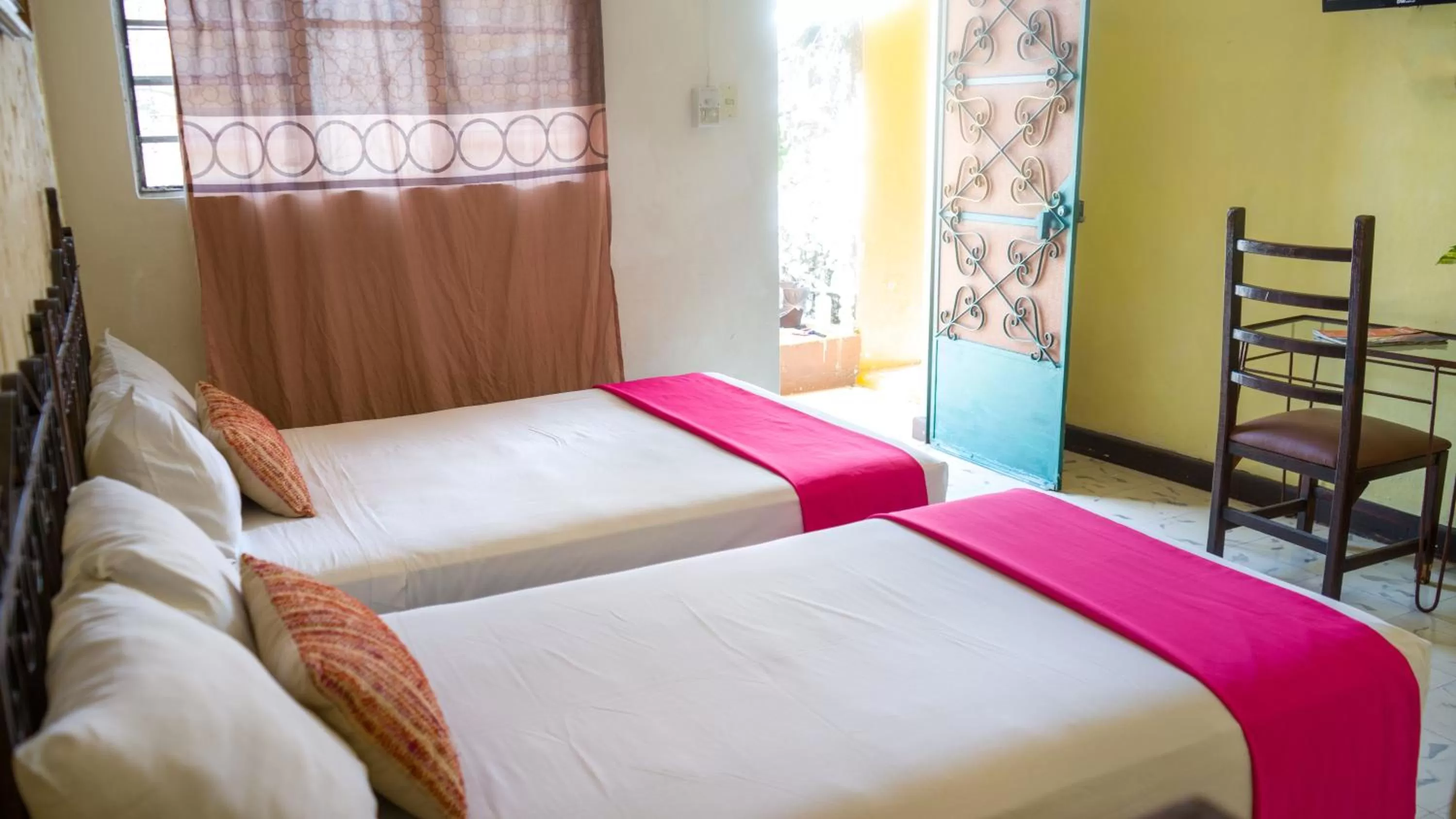 Bedroom, Bed in Hotel Mucuy