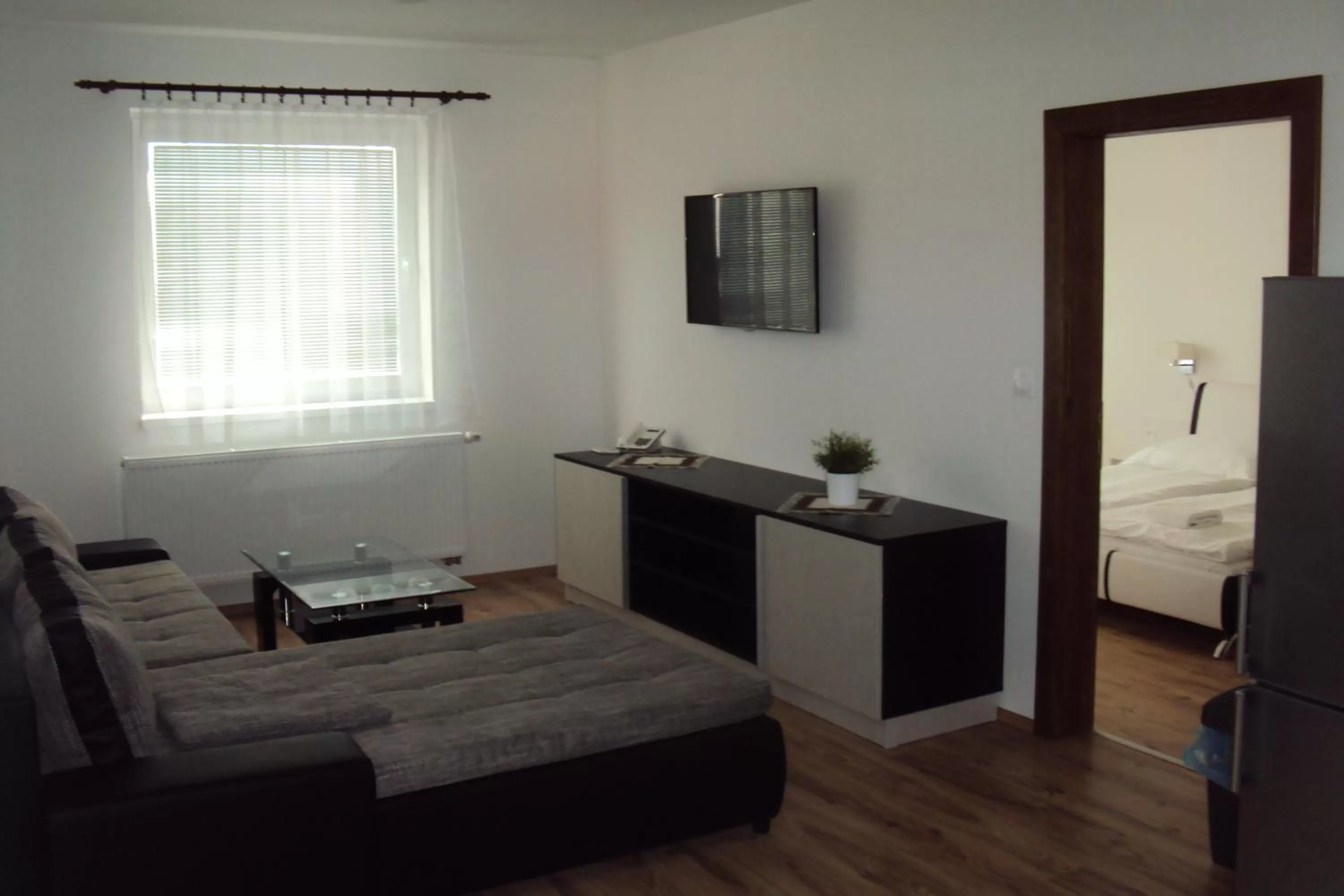 Photo of the whole room in Motel Senec