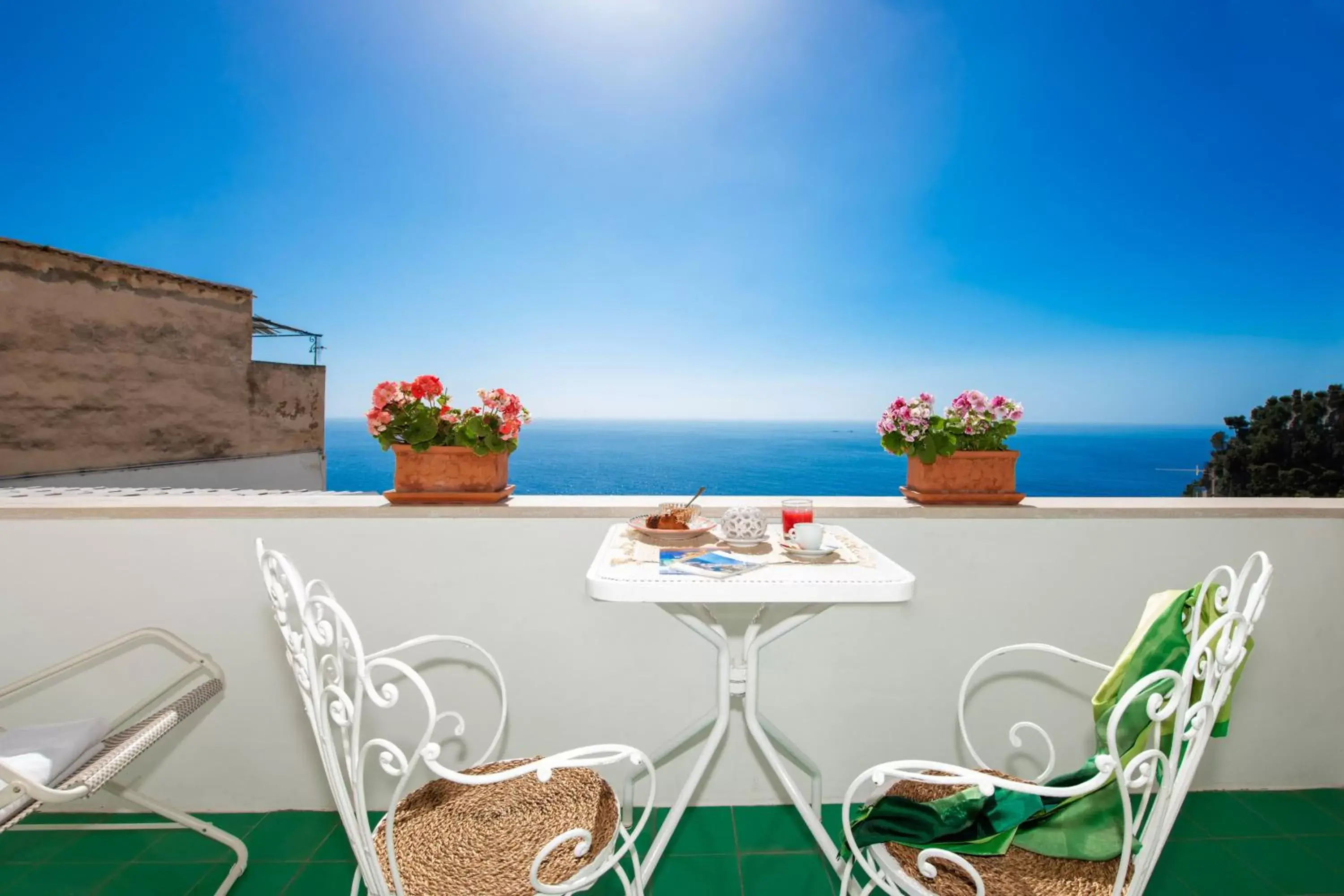 Superior Double or Twin Room with Terrace in Casa Guadagno Superior Double or Twin Room with Terrace in Casa Guadagno