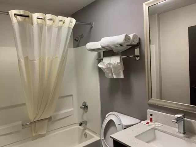 Microtel Inn and Suites Clarksville