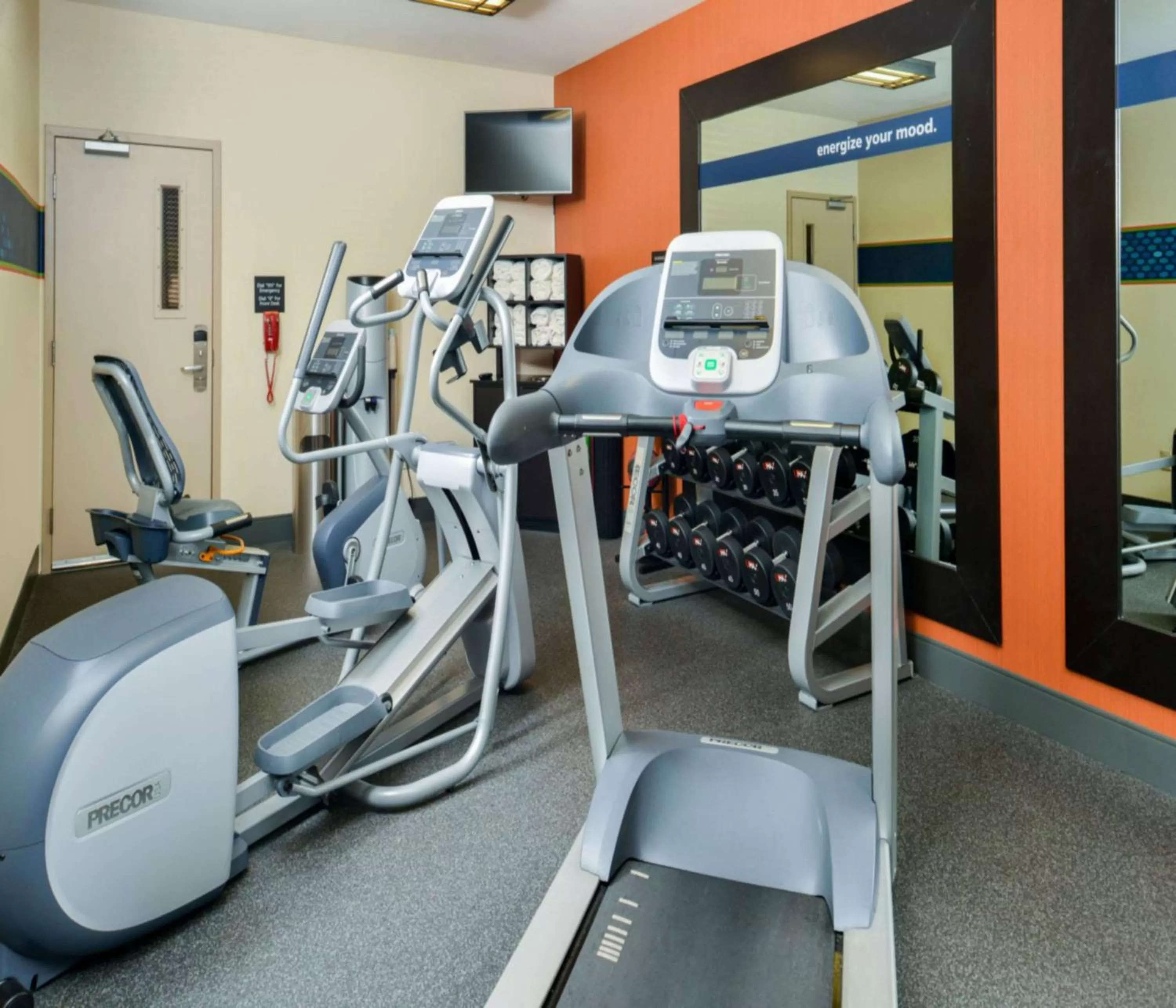Fitness centre/facilities in Hampton Inn & Suites San Francisco-Burlingame-Airport South