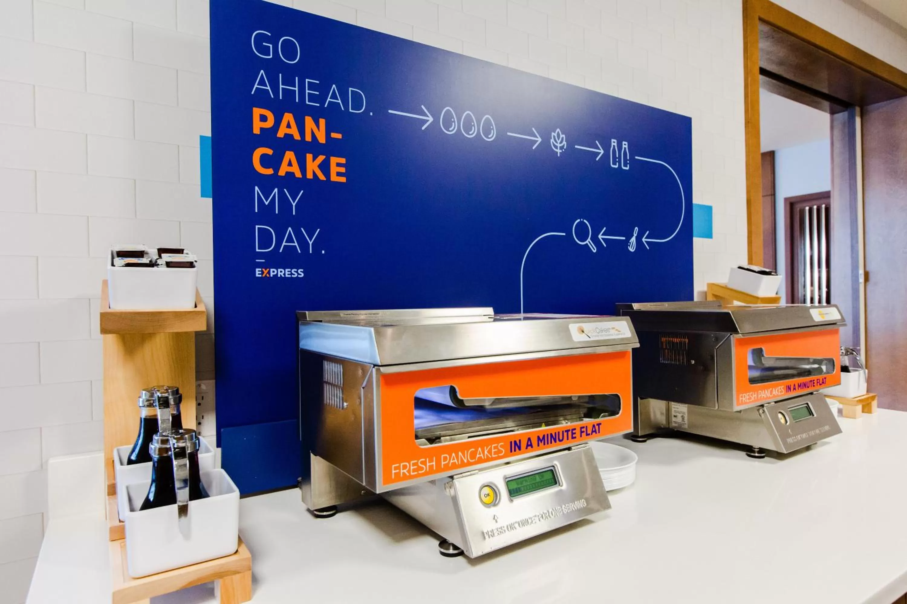 Breakfast in Holiday Inn Express & Suites - West Edmonton-Mall Area by IHG