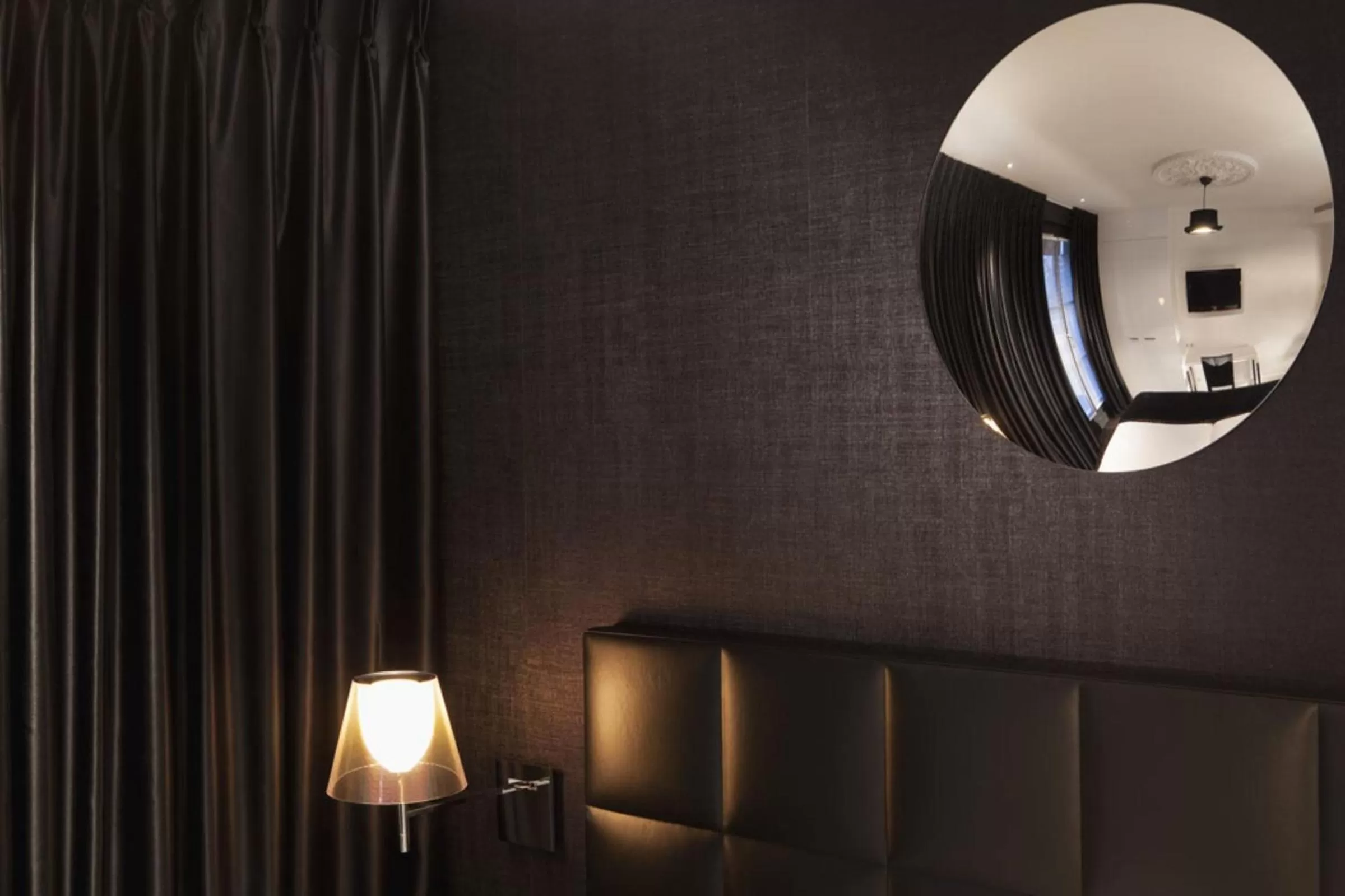 Photo of the whole room in First Hotel Paris Tour Eiffel