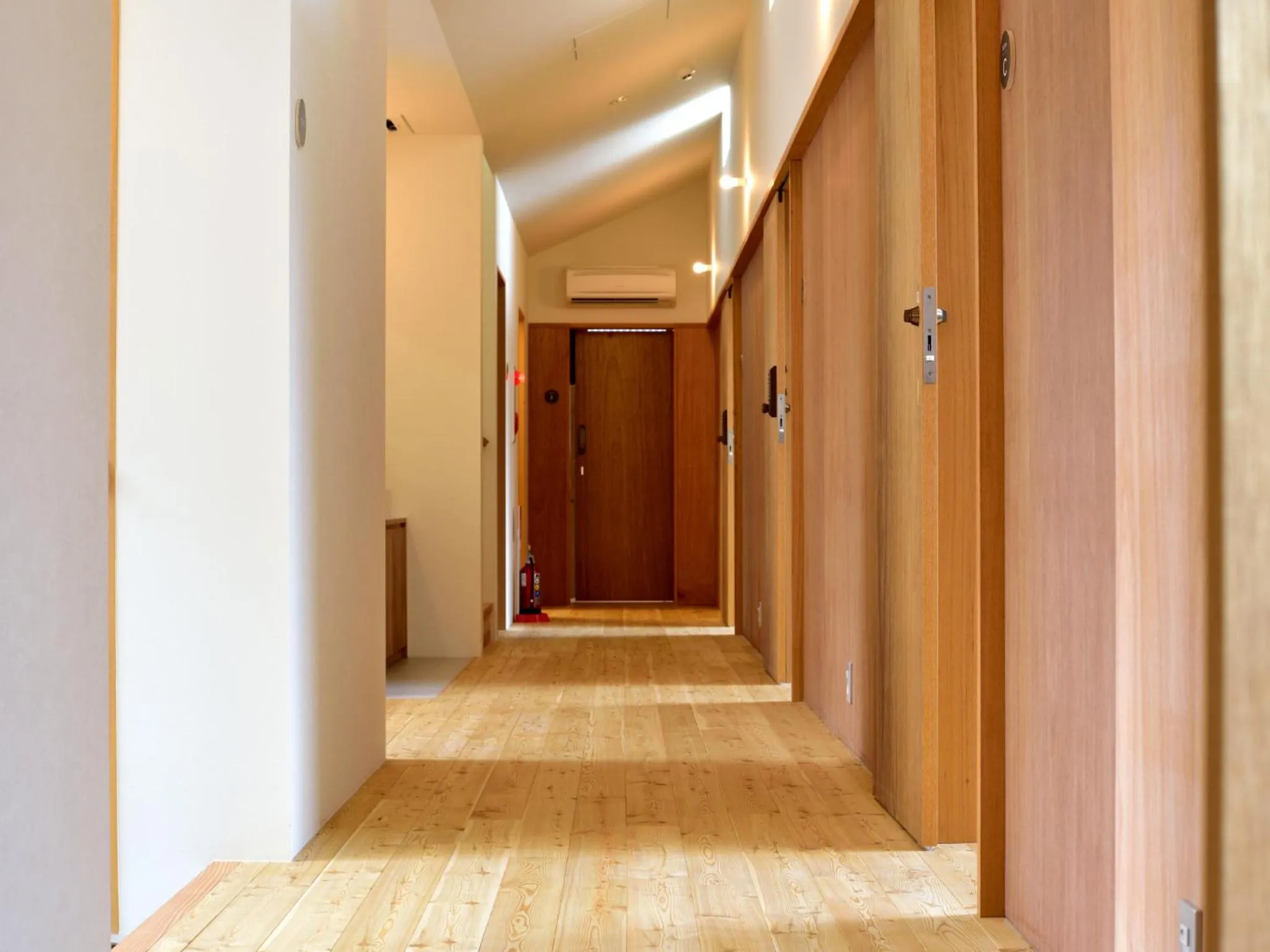 Area and facilities in Hostel Mitsuwaya Osaka