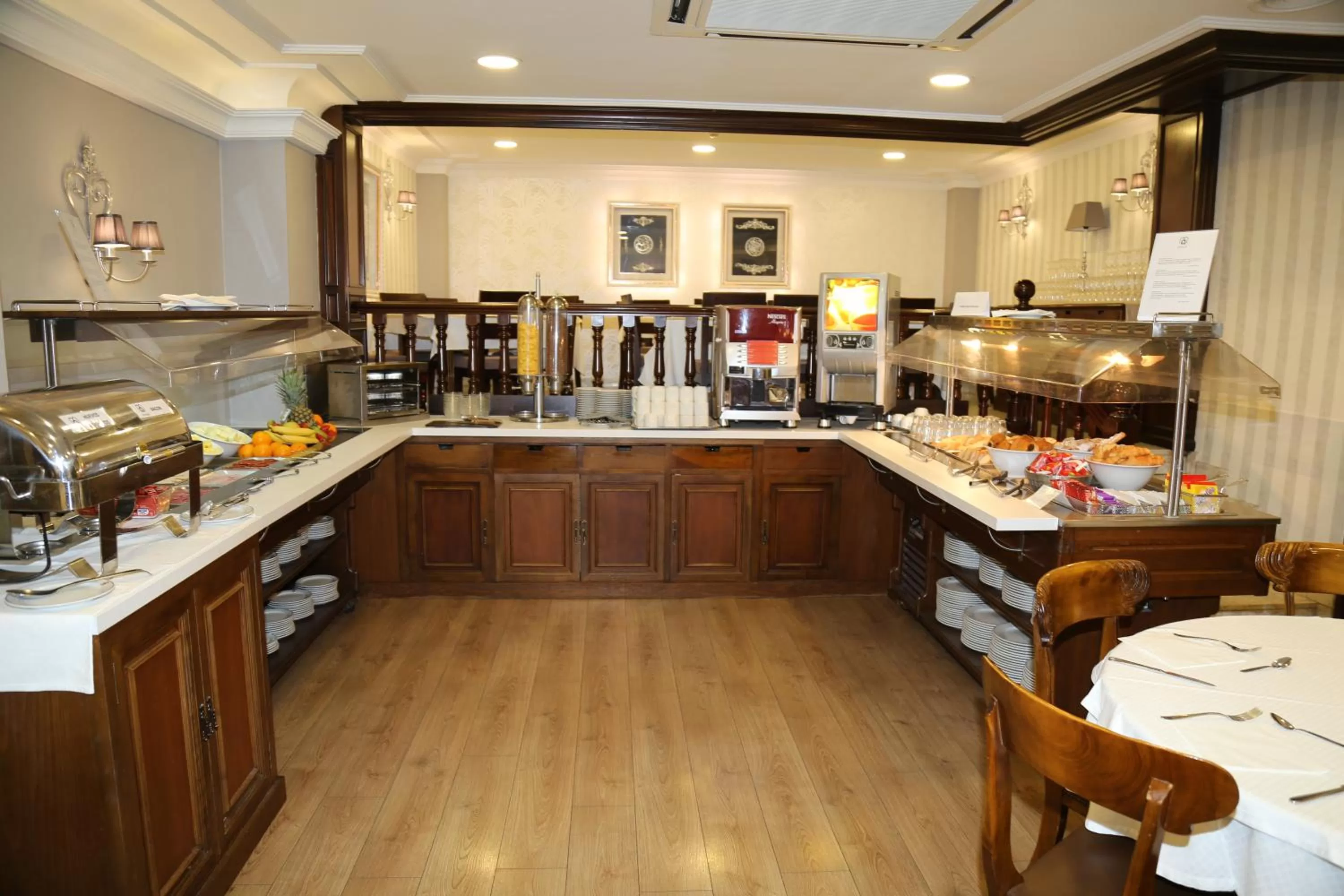 Food and drinks in Princesa Ana