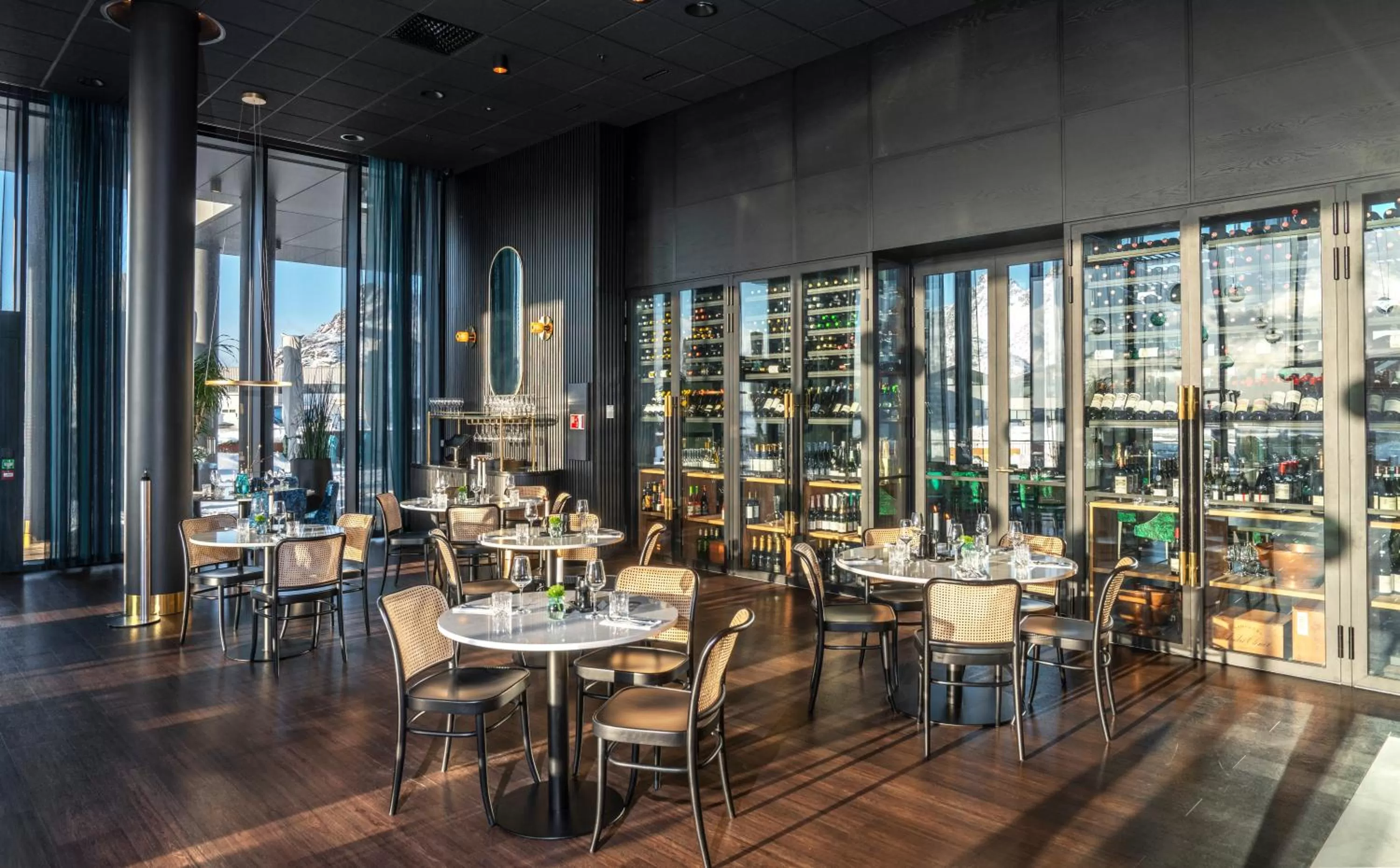 Restaurant/places to eat in Thon Hotel Svolvær