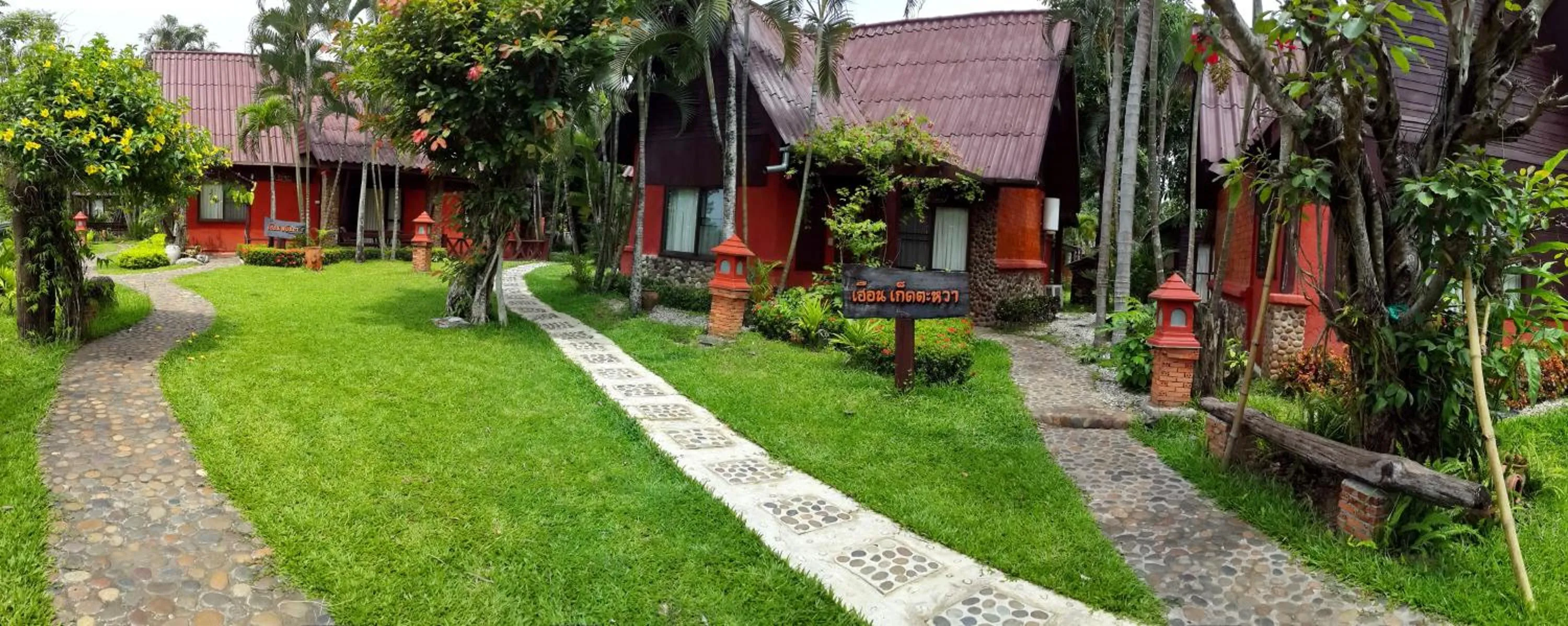 Garden in Silamanee Resort & Spa Hotel