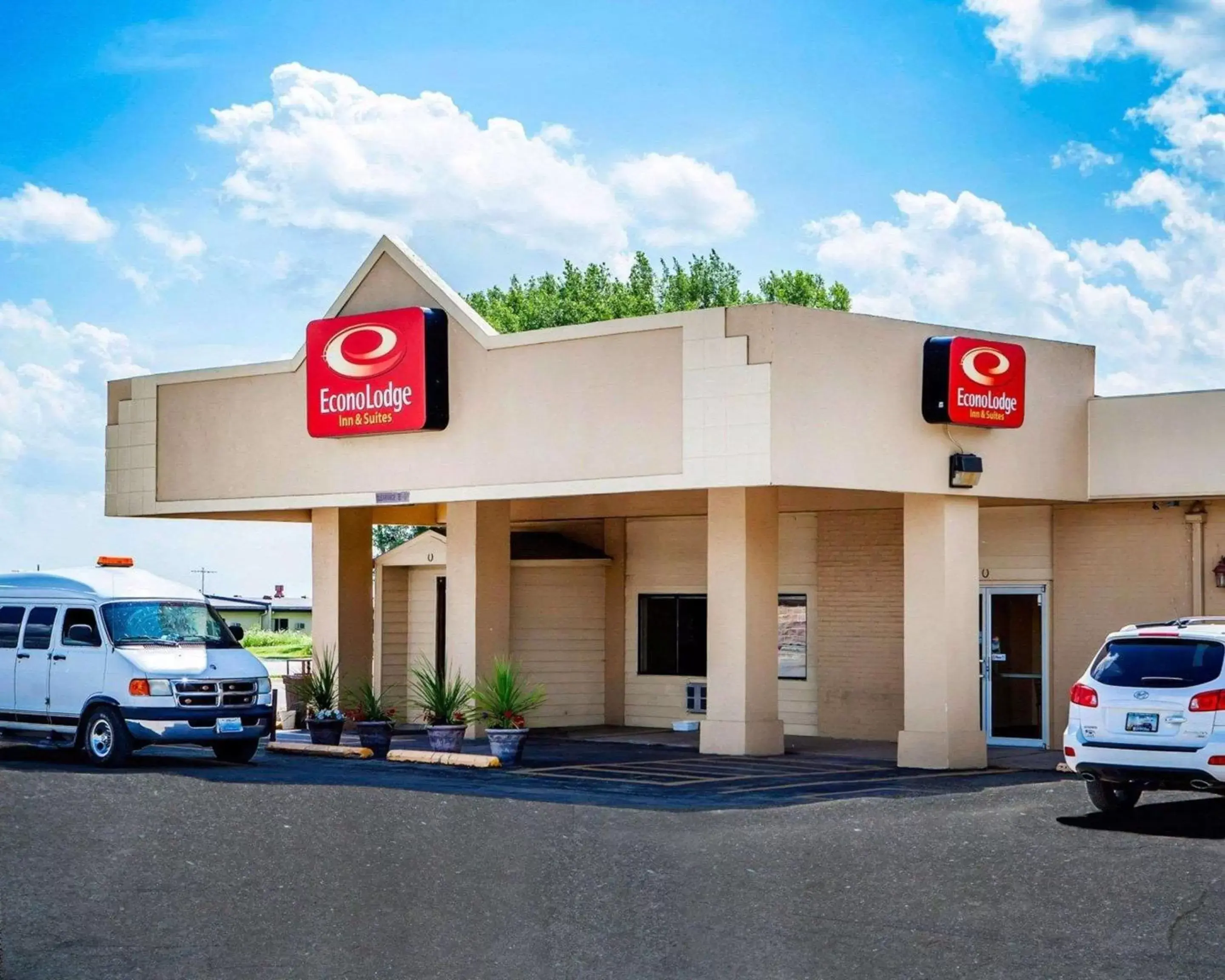 Econo Lodge Inn & Suites Newton Econo Lodge Inn & Suites Newton