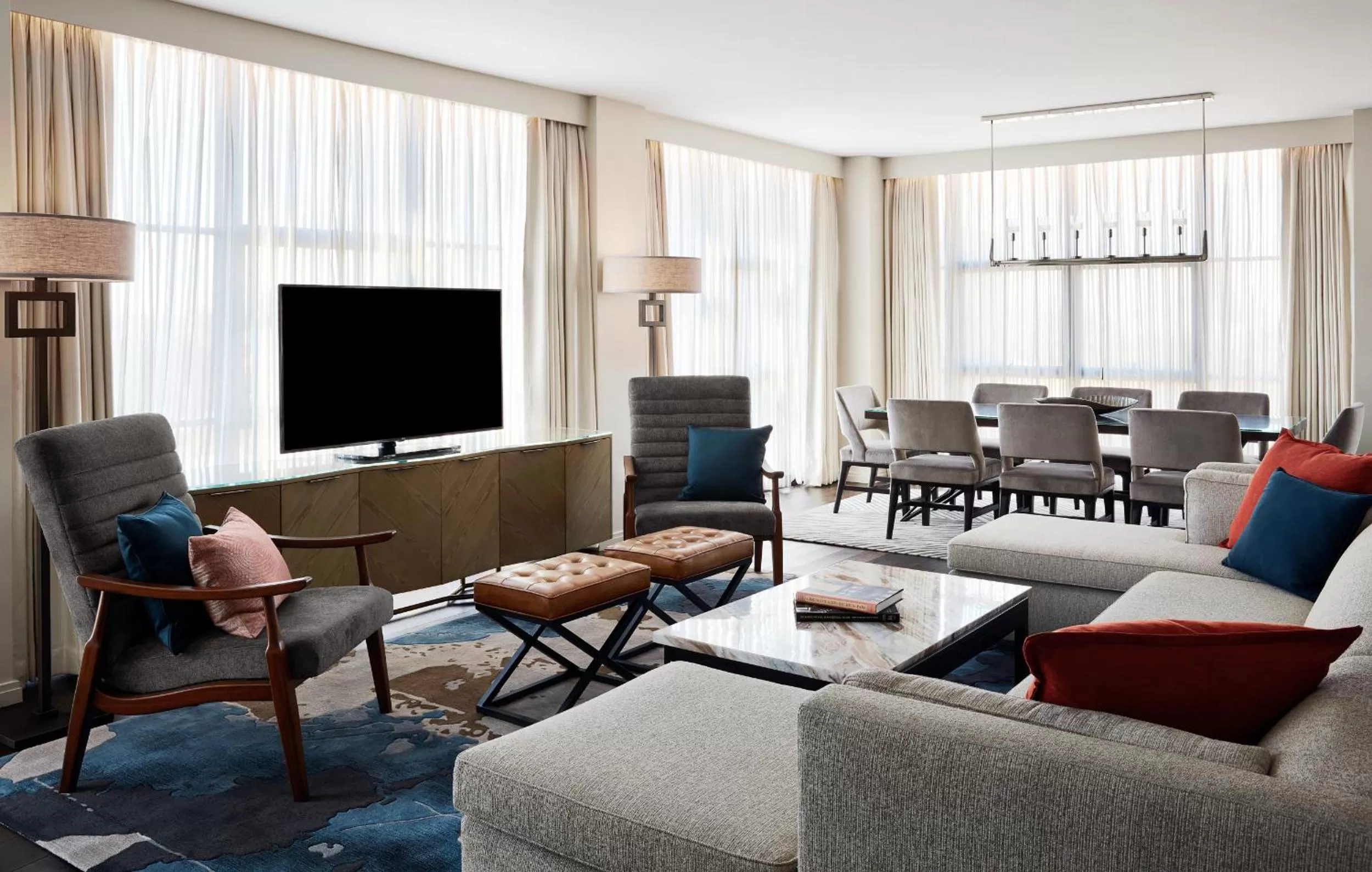 Kitchen or kitchenette in Sophy Hyde Park