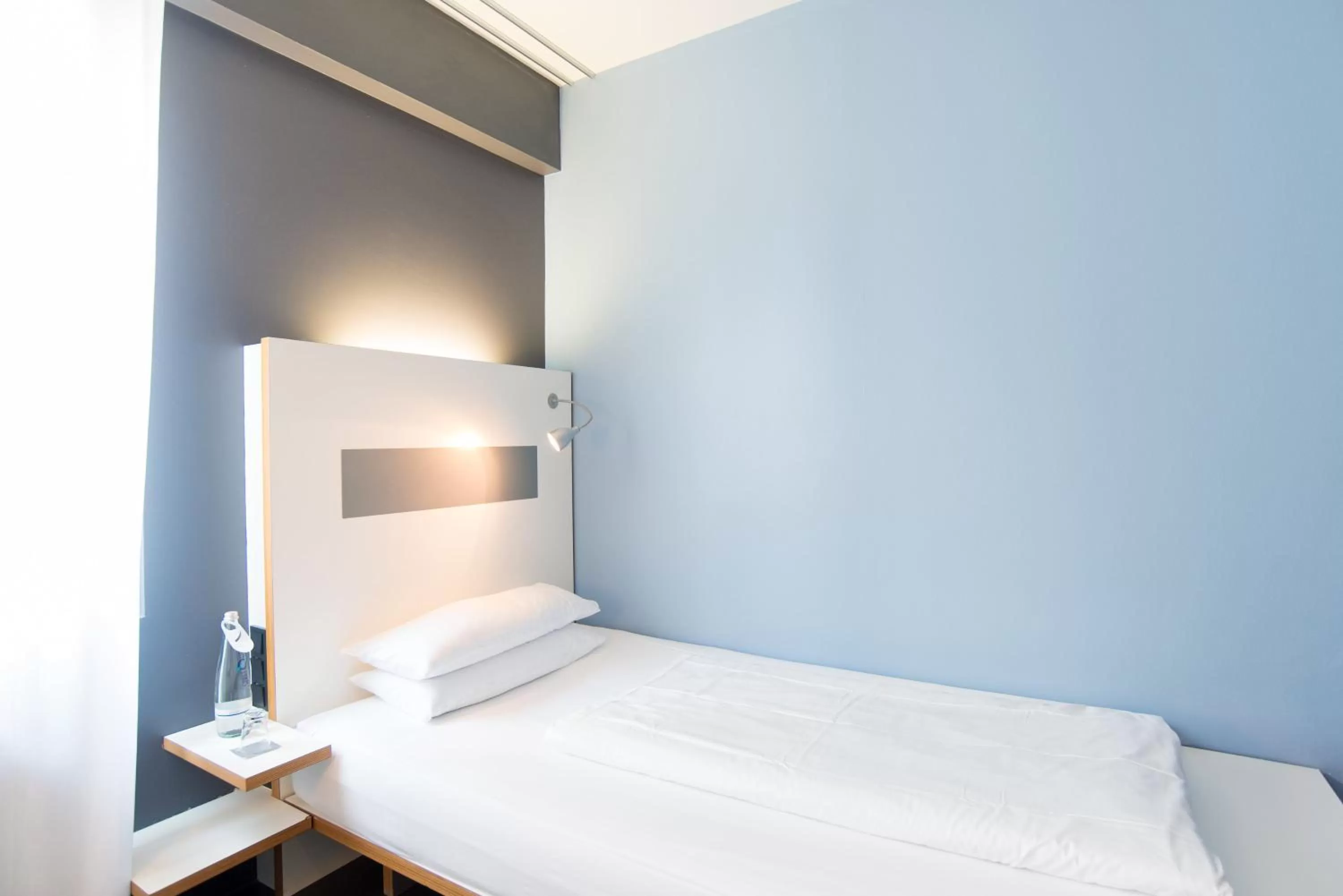 Bed in Ku'Damm 101 Hotel