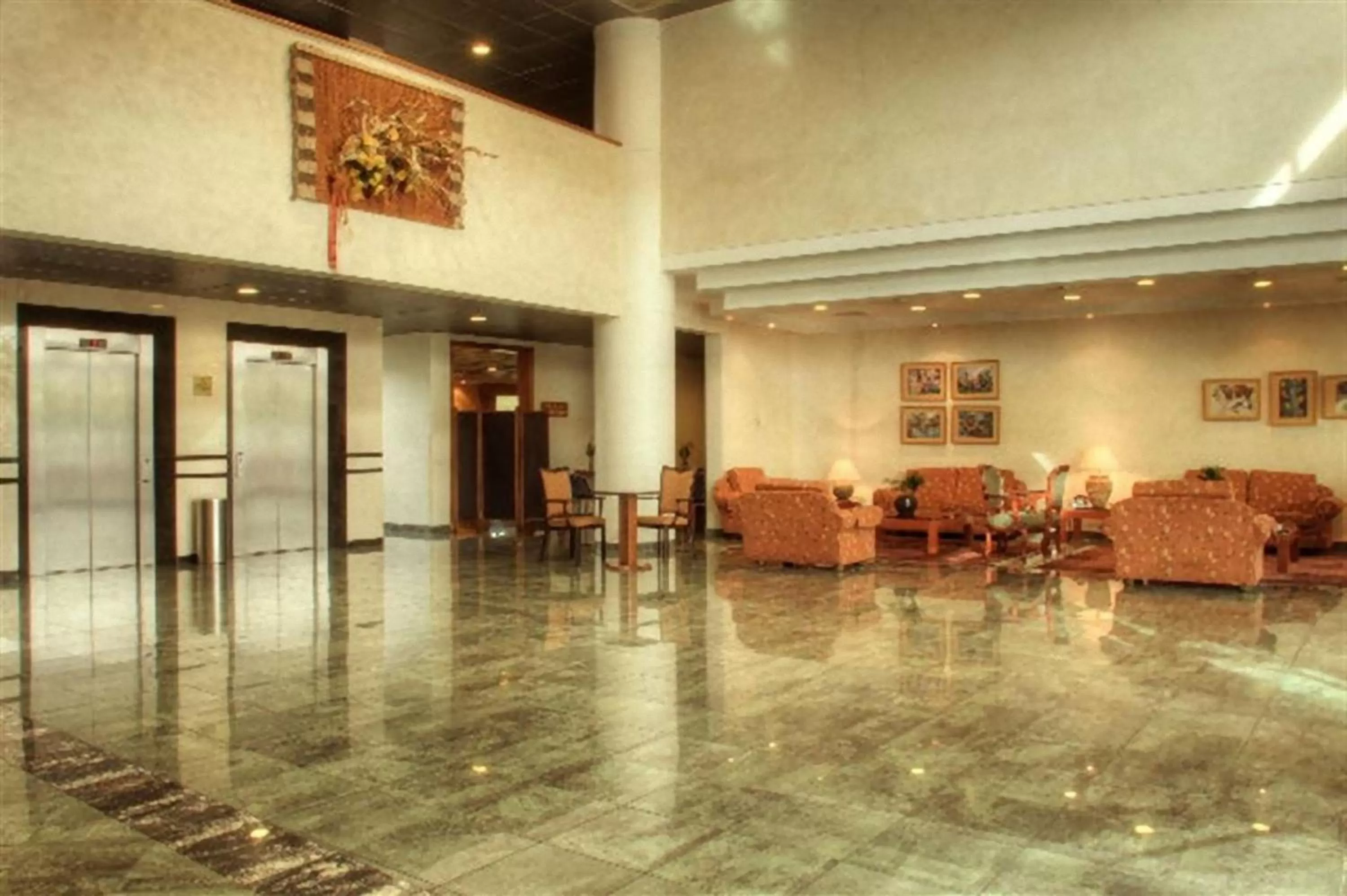 Lobby or reception in Hotel Diego de Almagro Aeropuerto