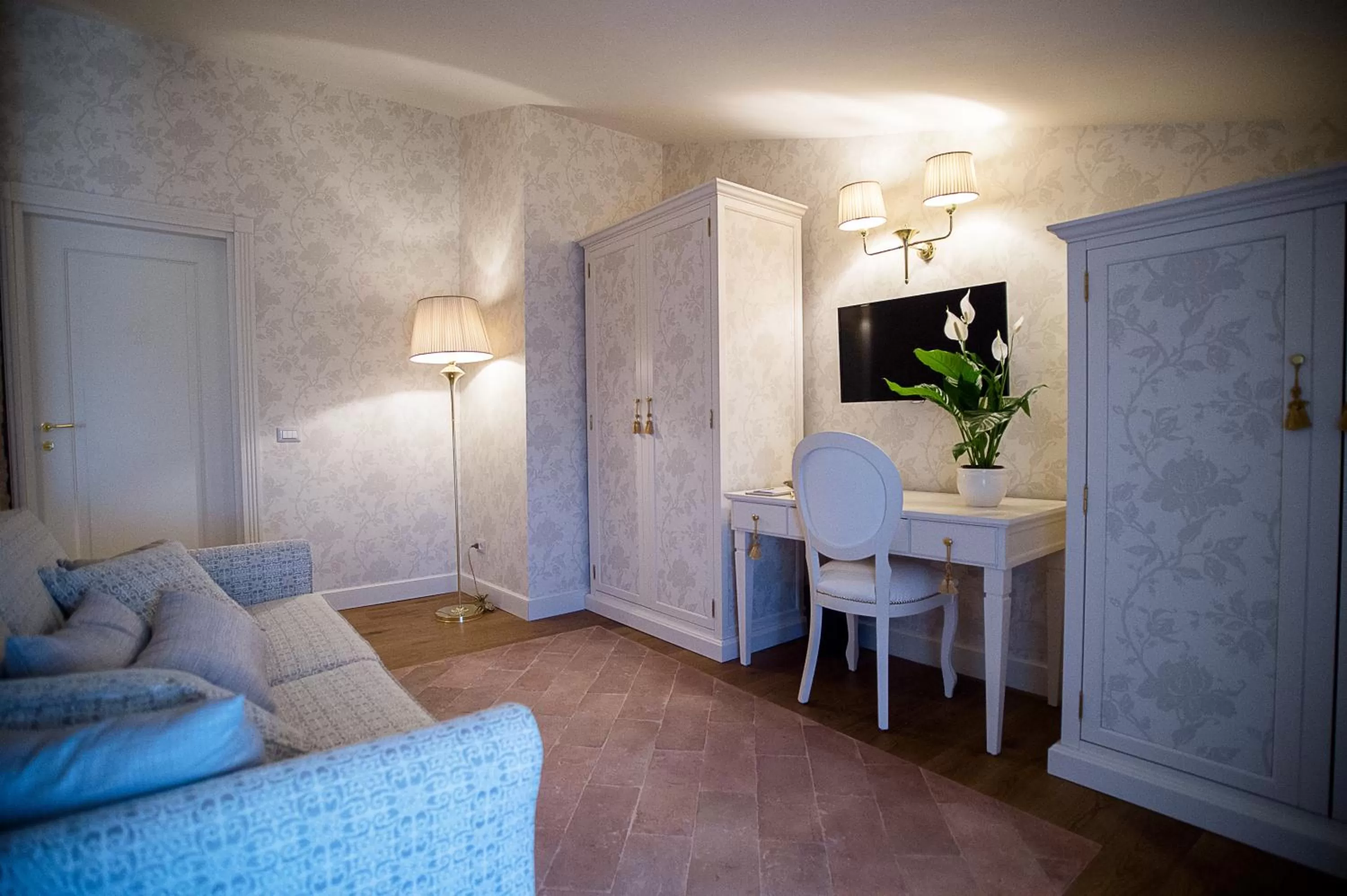 Living room in San Gemini Palace