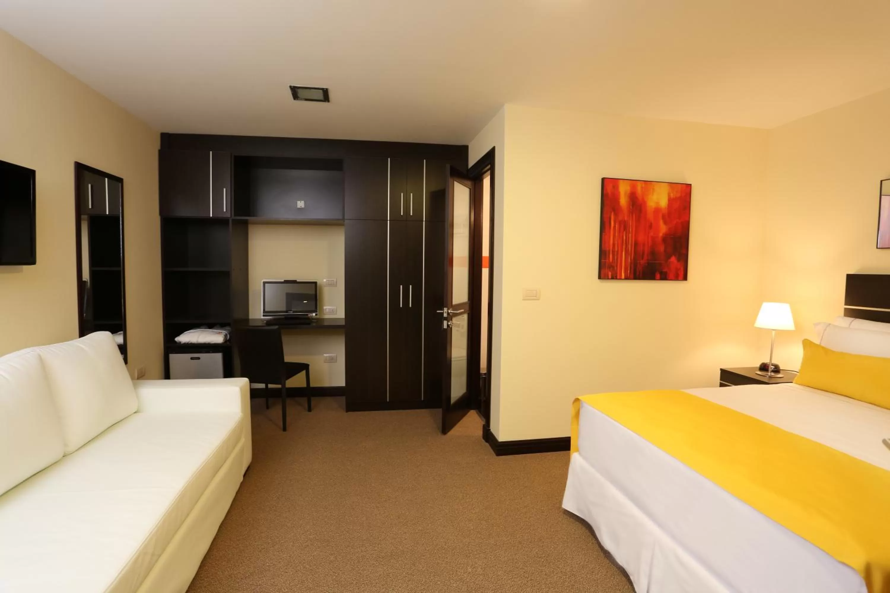 Photo of the whole room, Bed in Puerto Mercado Hotel