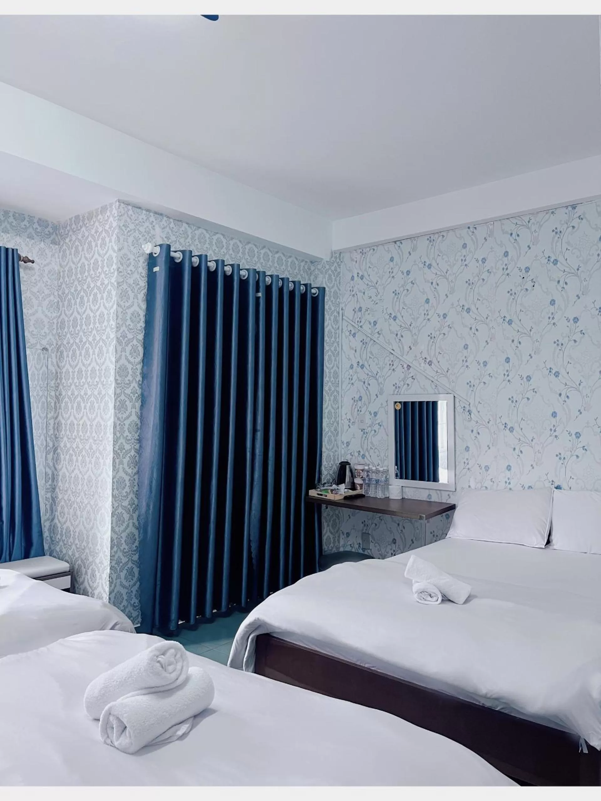 Bedroom, Bed in Glory Gia Huy Hotel