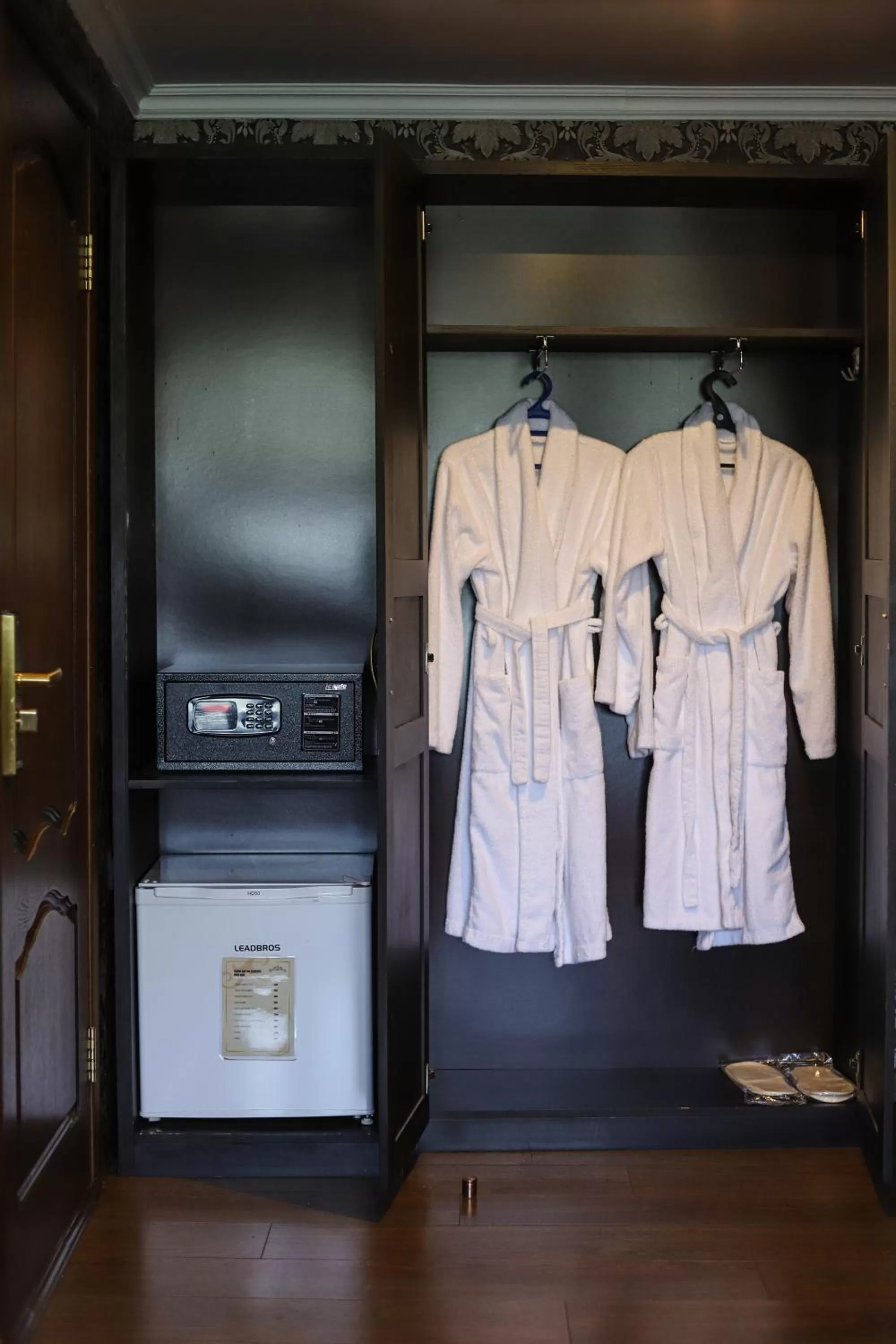 Twin Room in GRAND OPERA HOTEL