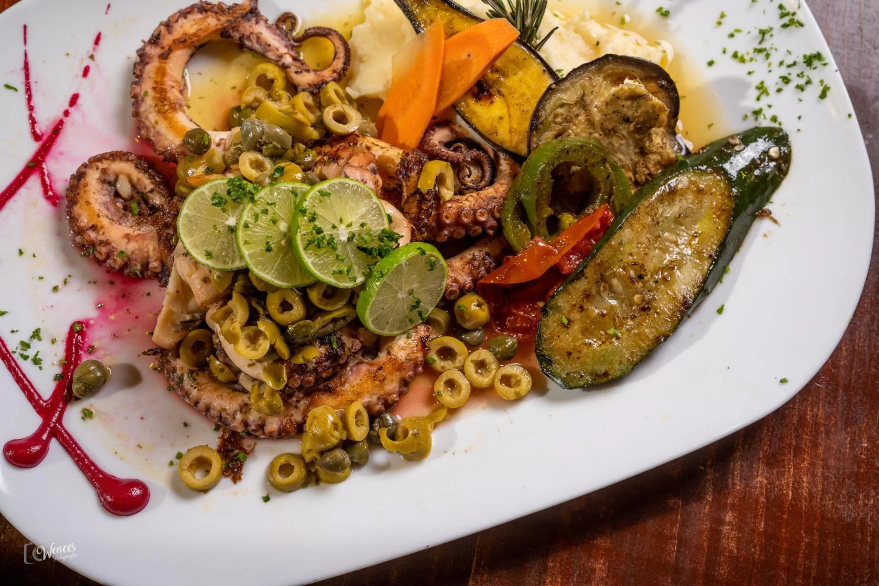 Dinner in Arena Suites