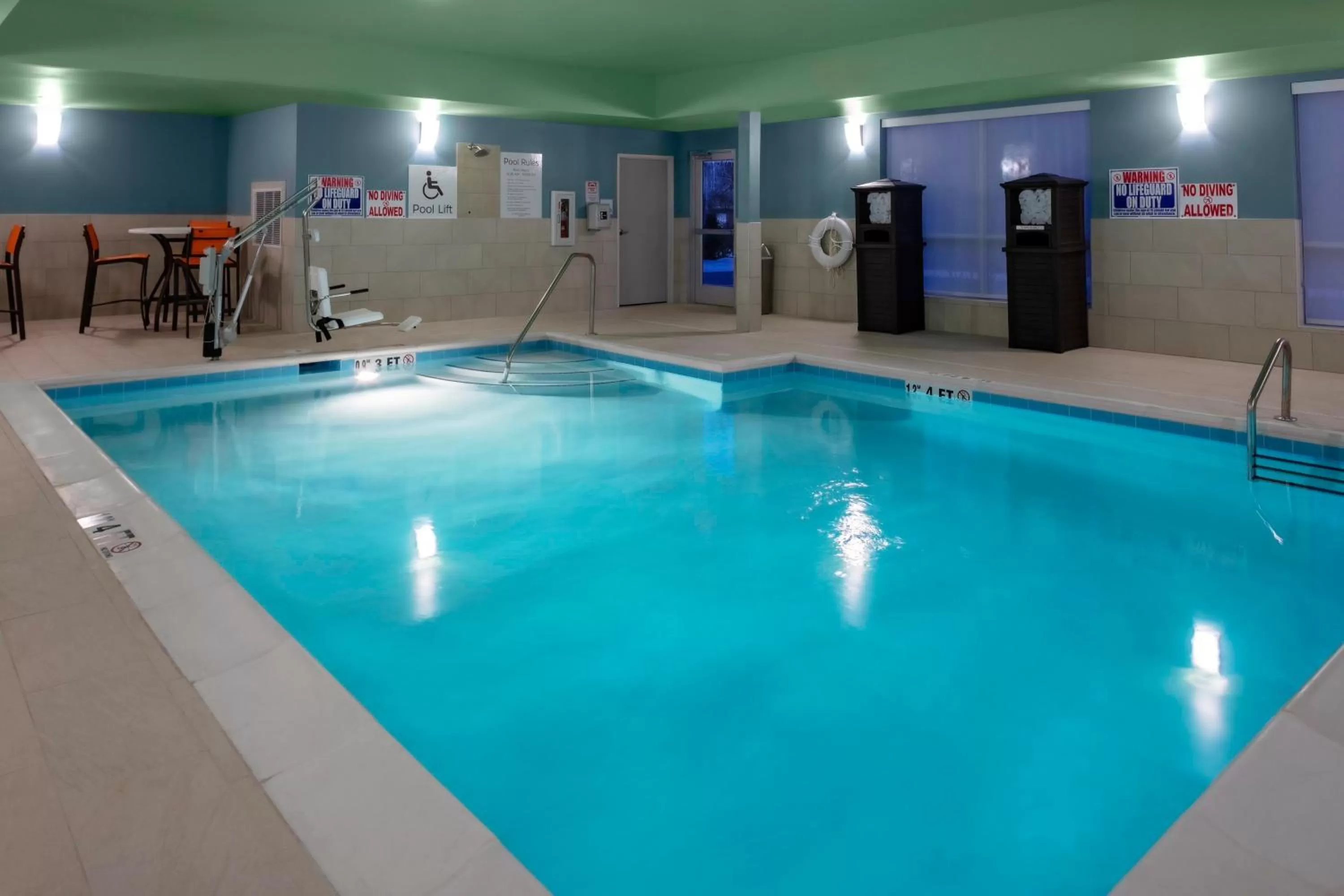 Swimming pool in Holiday Inn Express & Suites Wilmington West - Medical Park by IHG