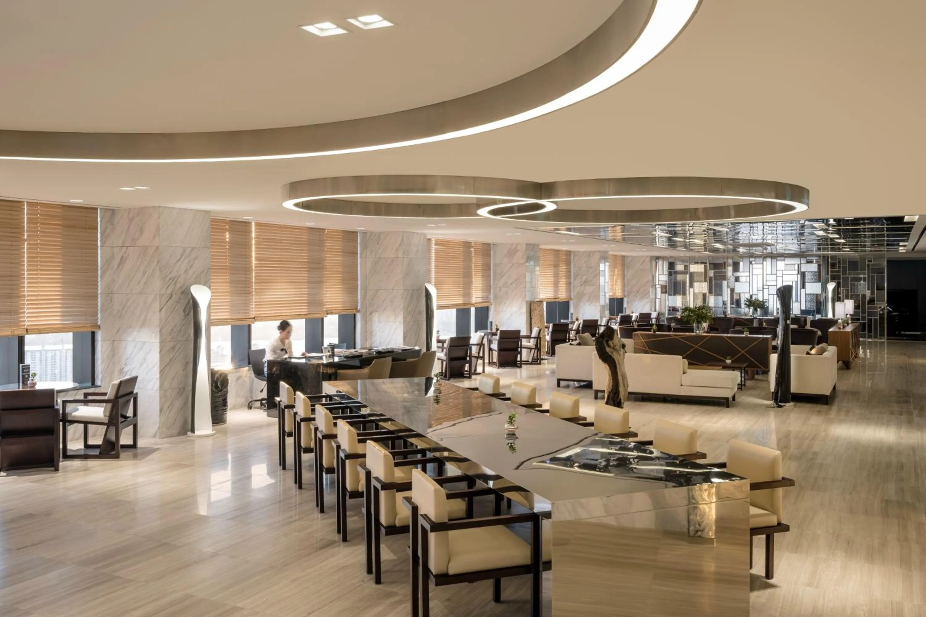 Lounge or bar in Novotel Ambassador Seoul Yongsan