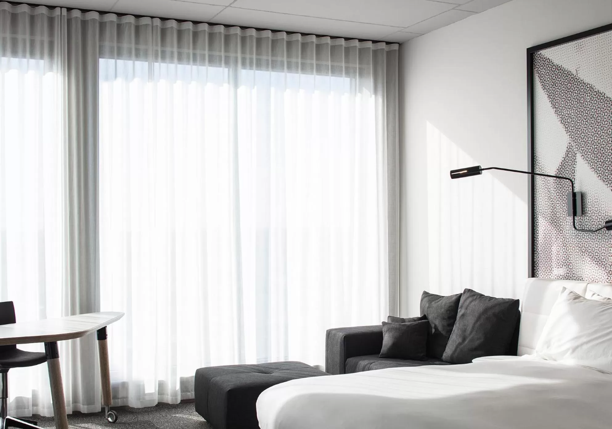 Seating area, Bed in Hôtel Escad Quartier DIX30