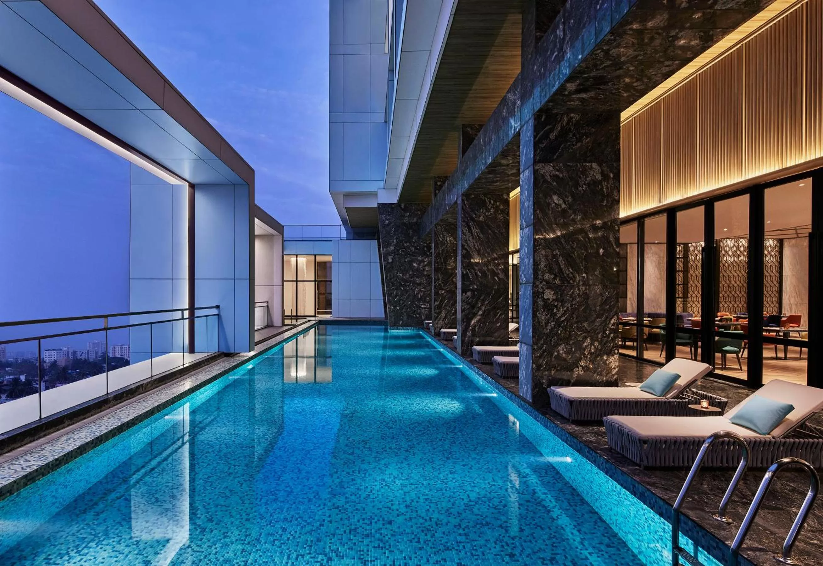Swimming pool in Taj Wellington Mews Chennai