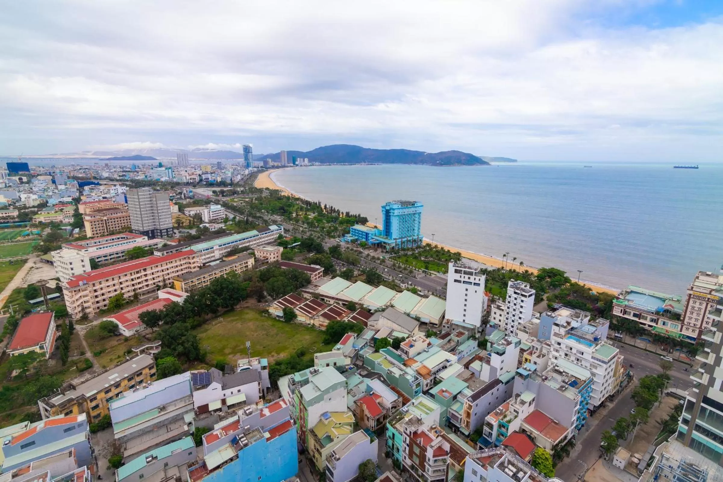 Balcony/Terrace, Bird's-eye View in FLC Sea Tower Quy Nhơn - Homostay