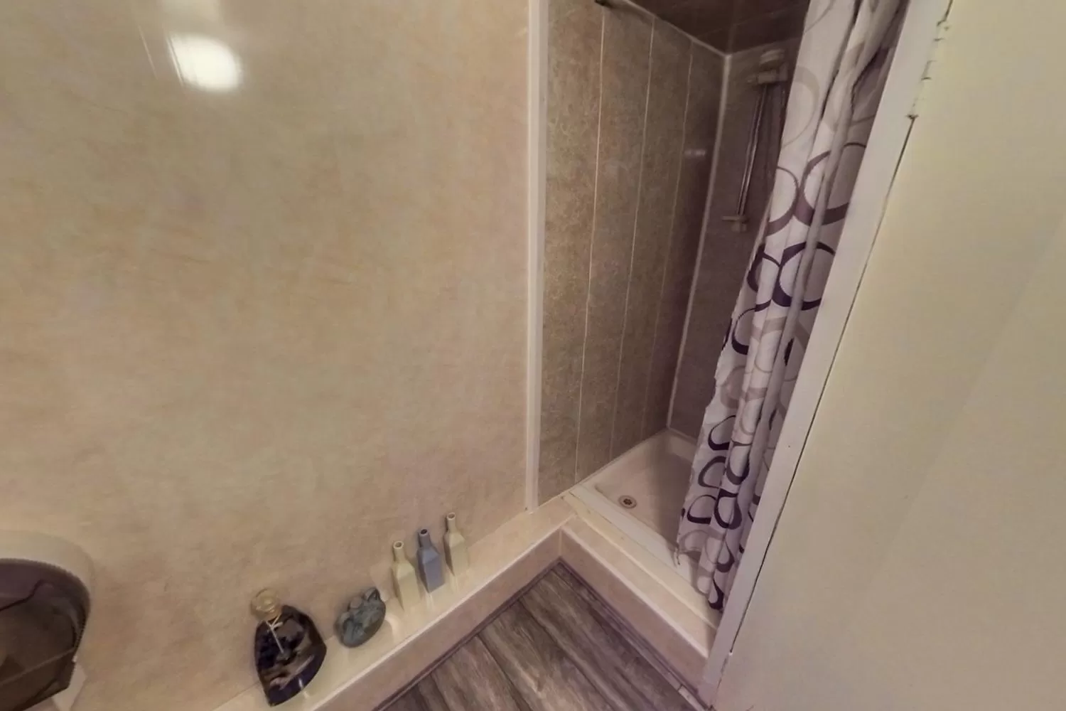 Bathroom in Ryan's Daughter B&B