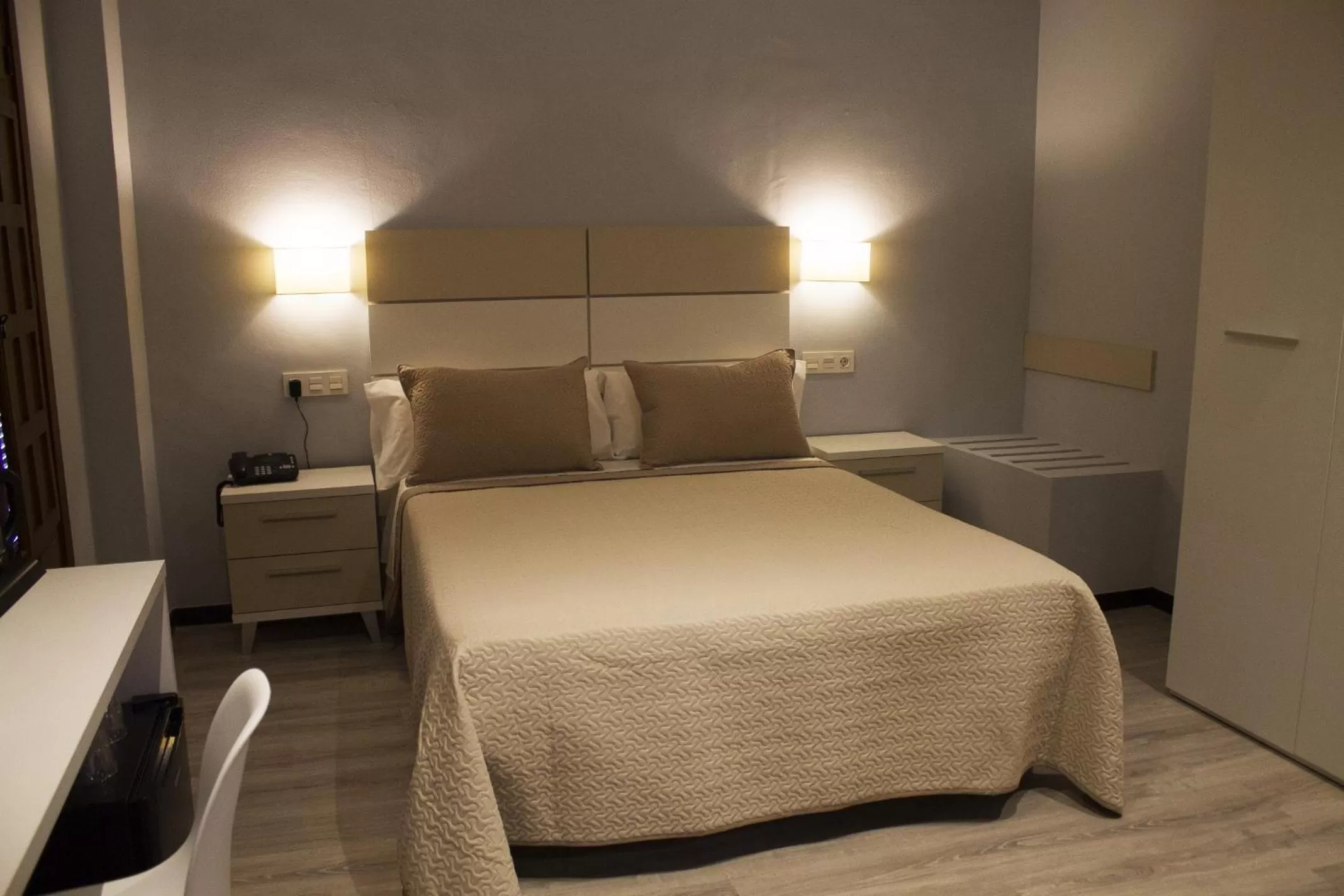 Bed in Hotel Infante Antequera