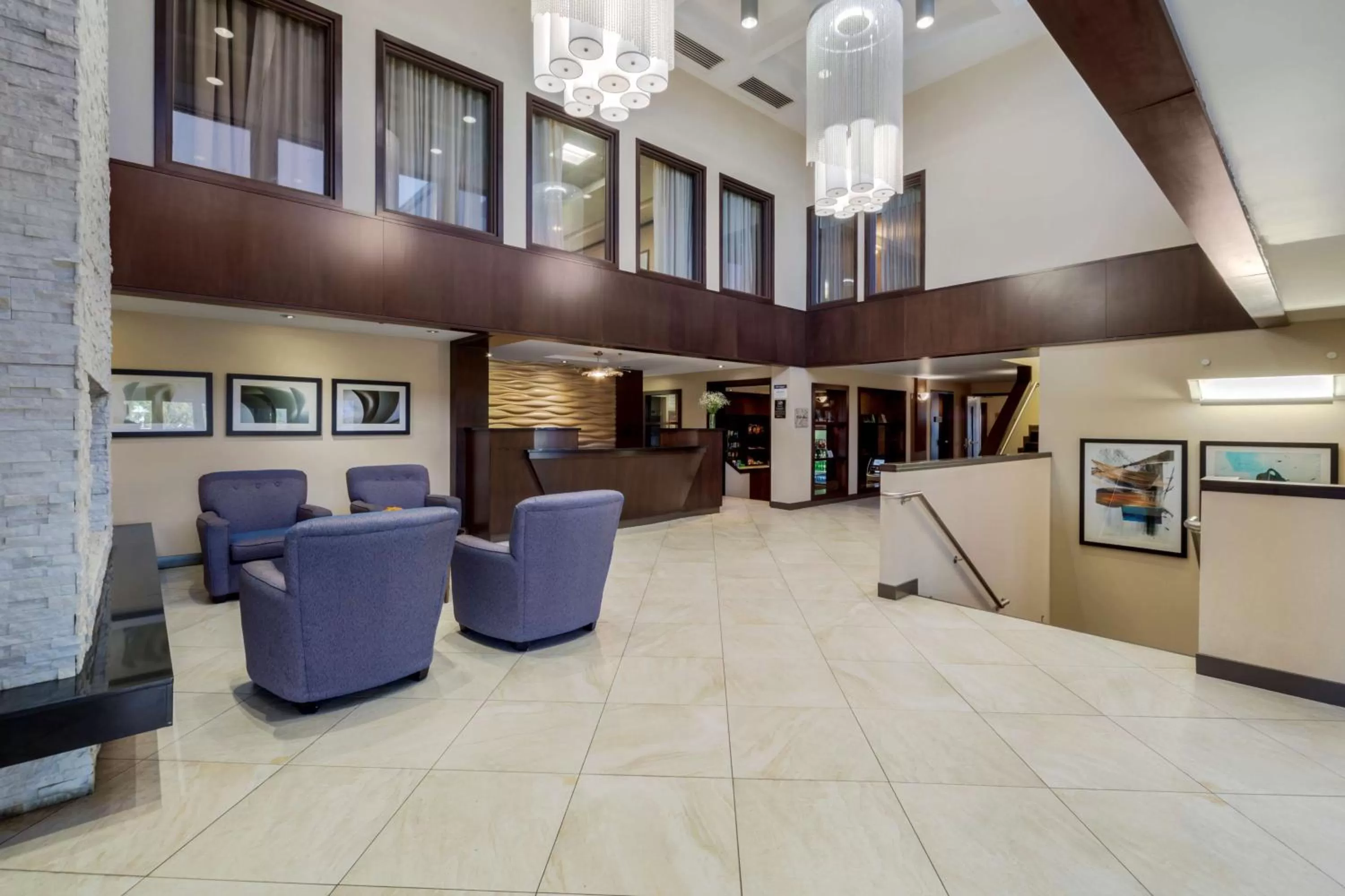 Lobby or reception in Best Western Plus Edmonton Airport Hotel