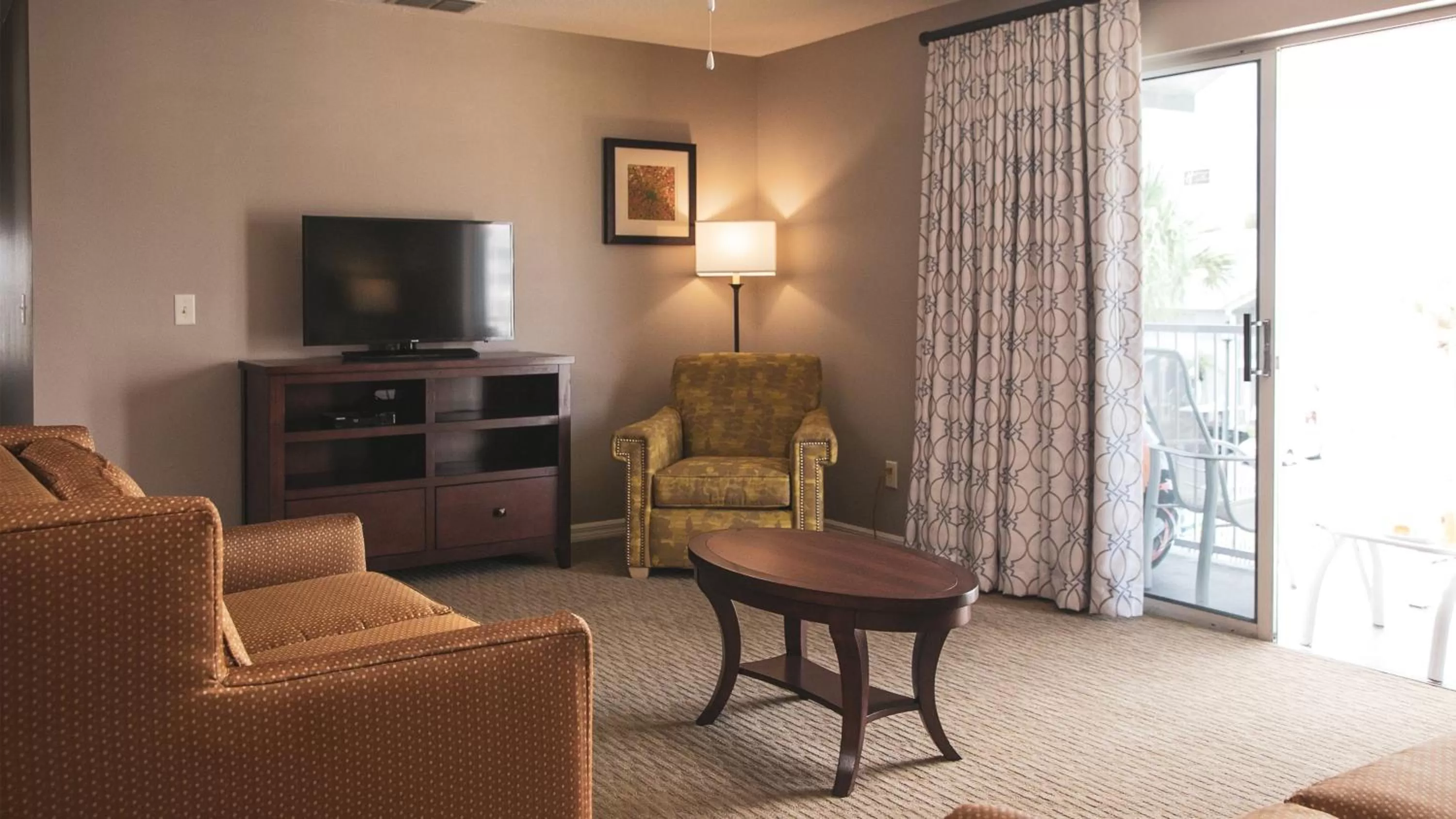 Three-Bedroom Villa Lodge 1 King Two Queen Beds in Holiday Inn Club Vacations - Orlando Breeze Resort, an IHG Hotel