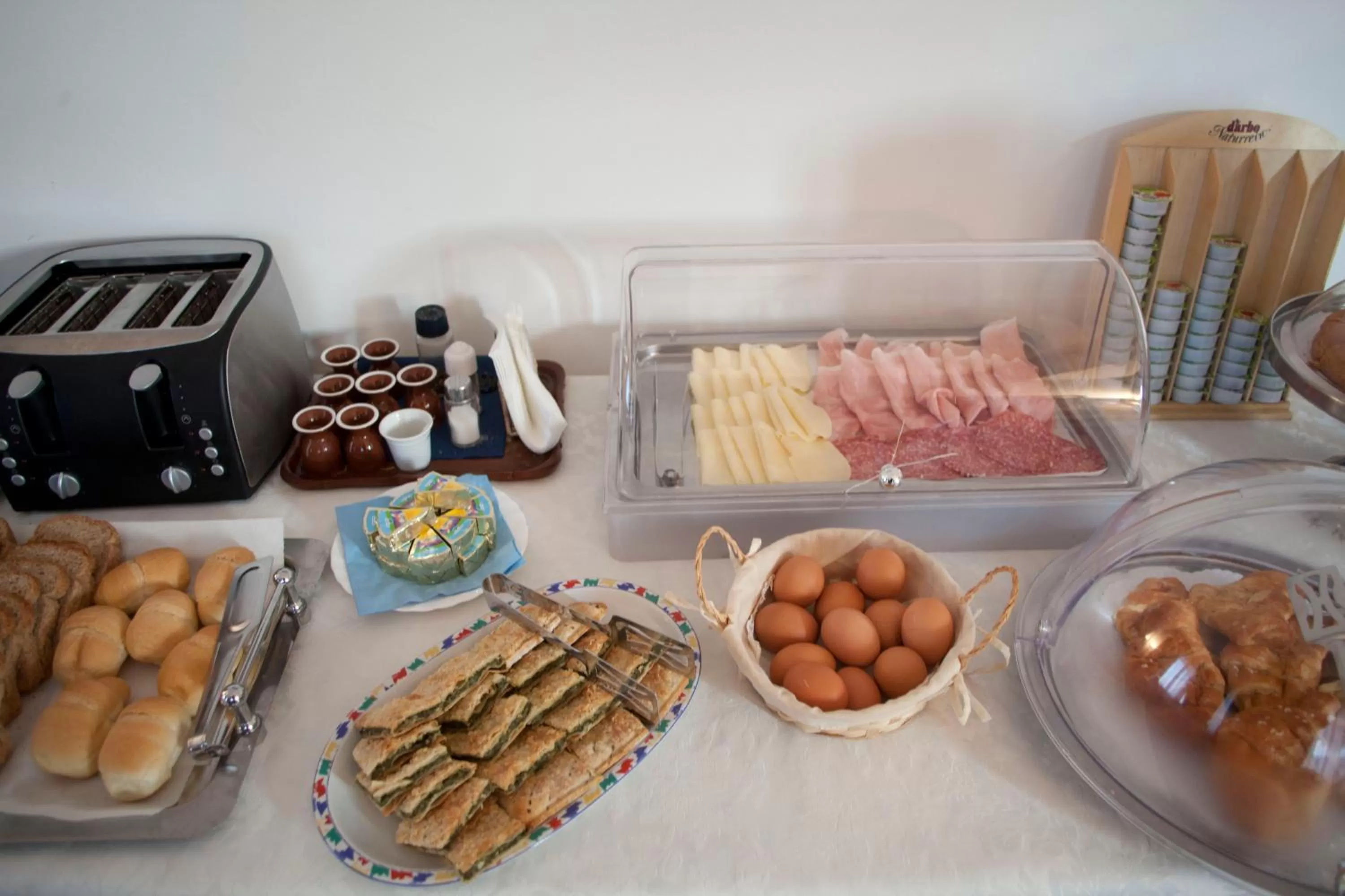 Breakfast in Villa Margherita