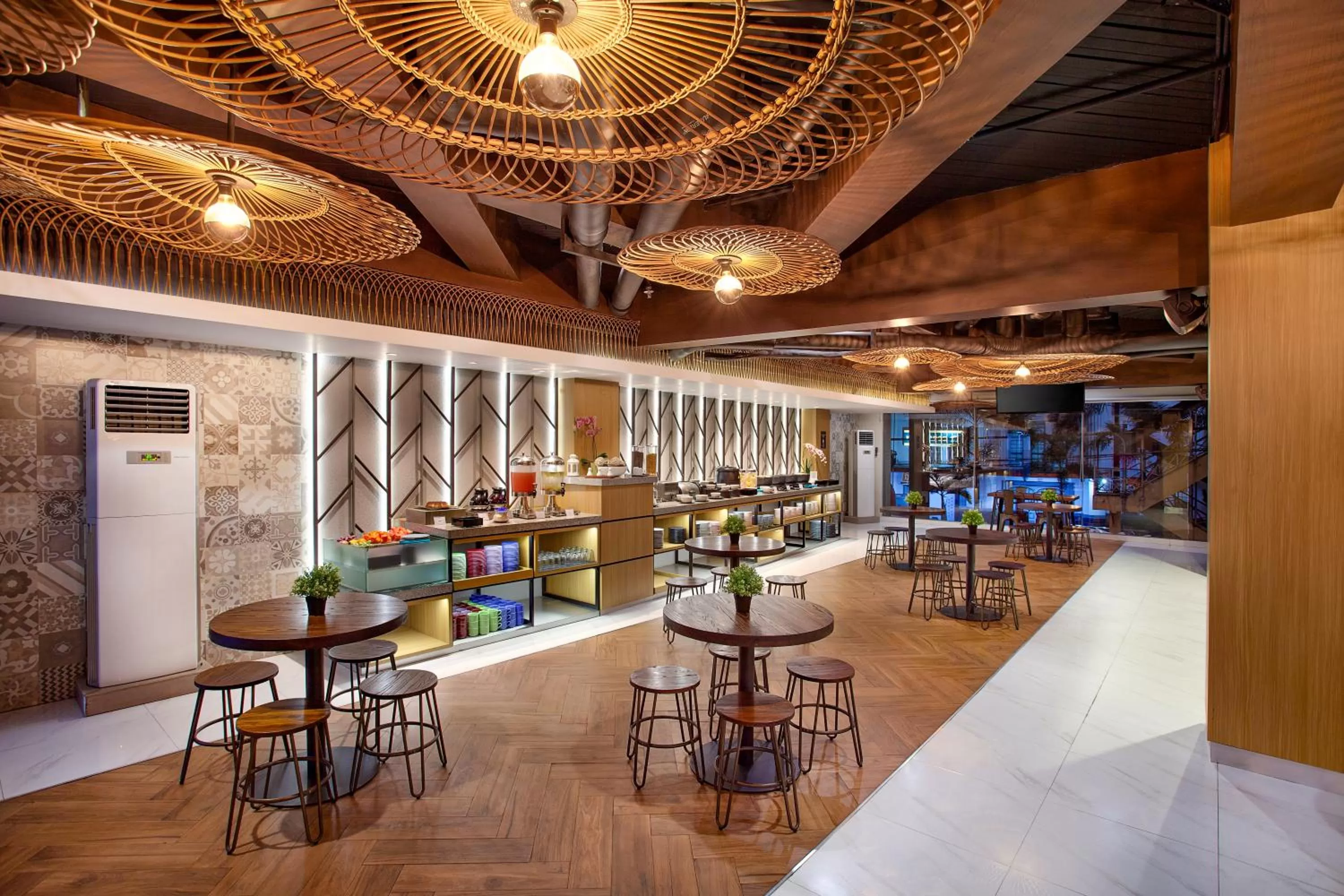 Restaurant/places to eat in Hotel 88 Alun Alun Bandung By WH