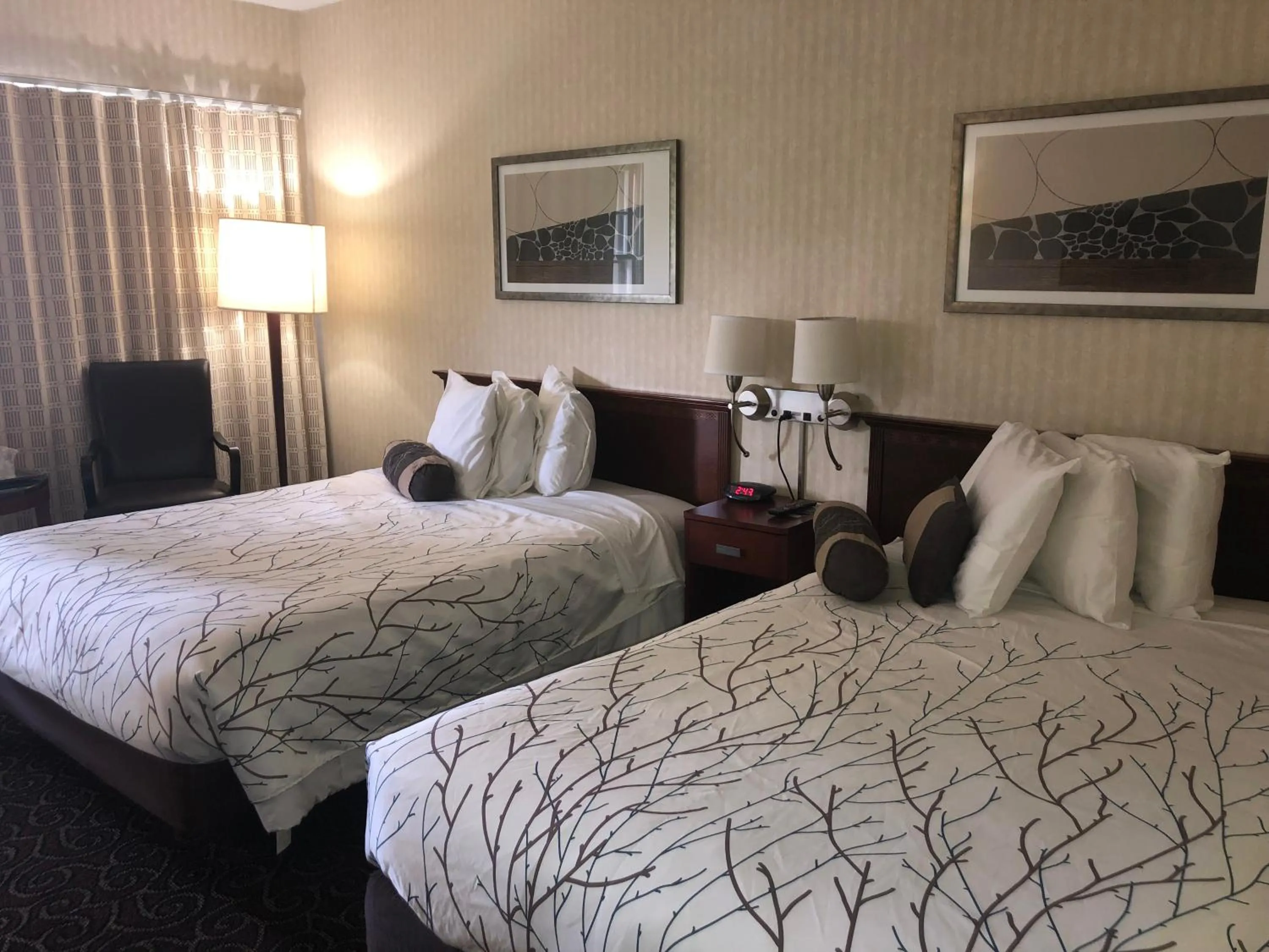 Bedroom, Bed in The Black Mountain Inn