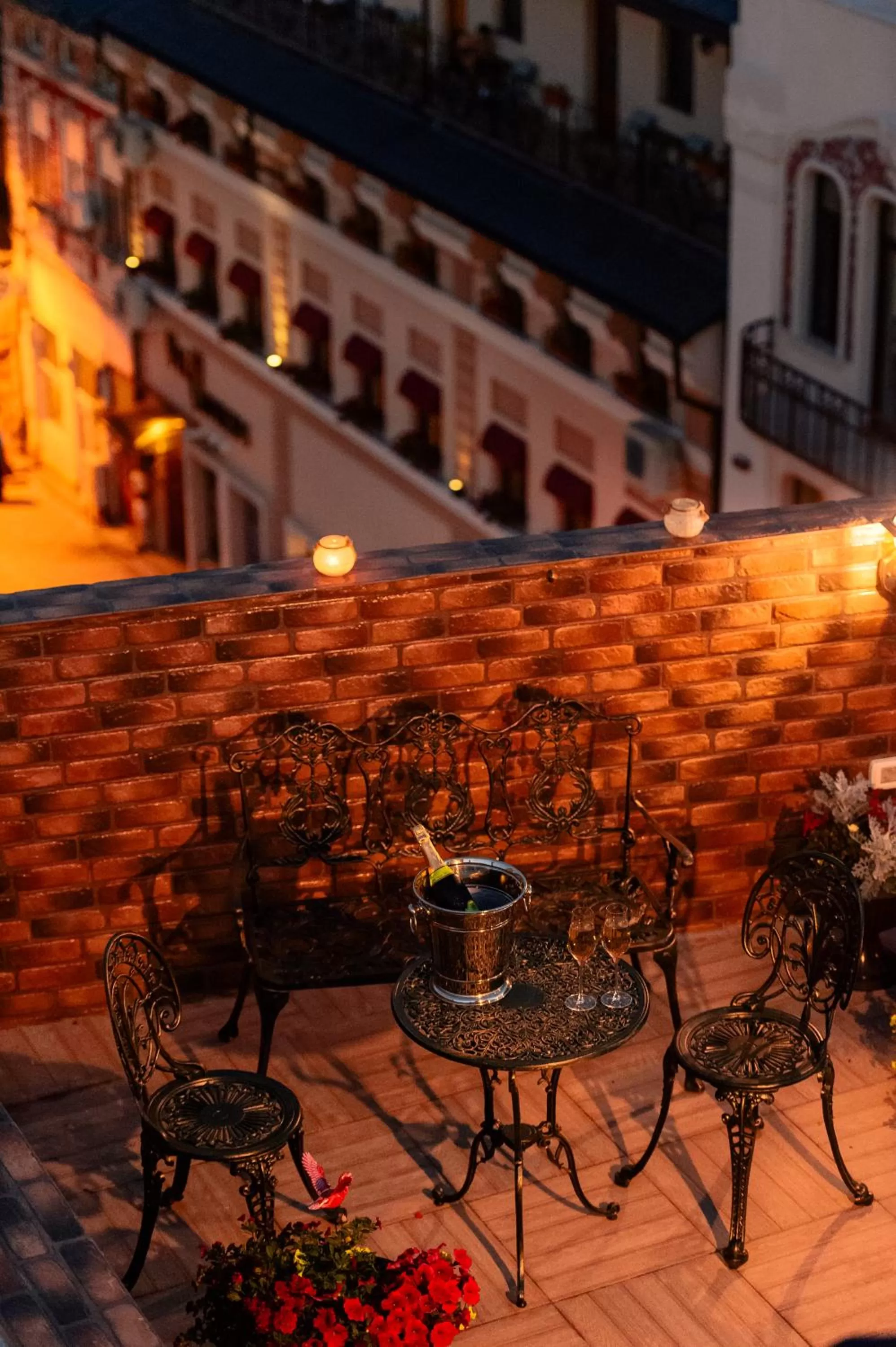 Night in Belle Epoque Boutique (Adult Only)