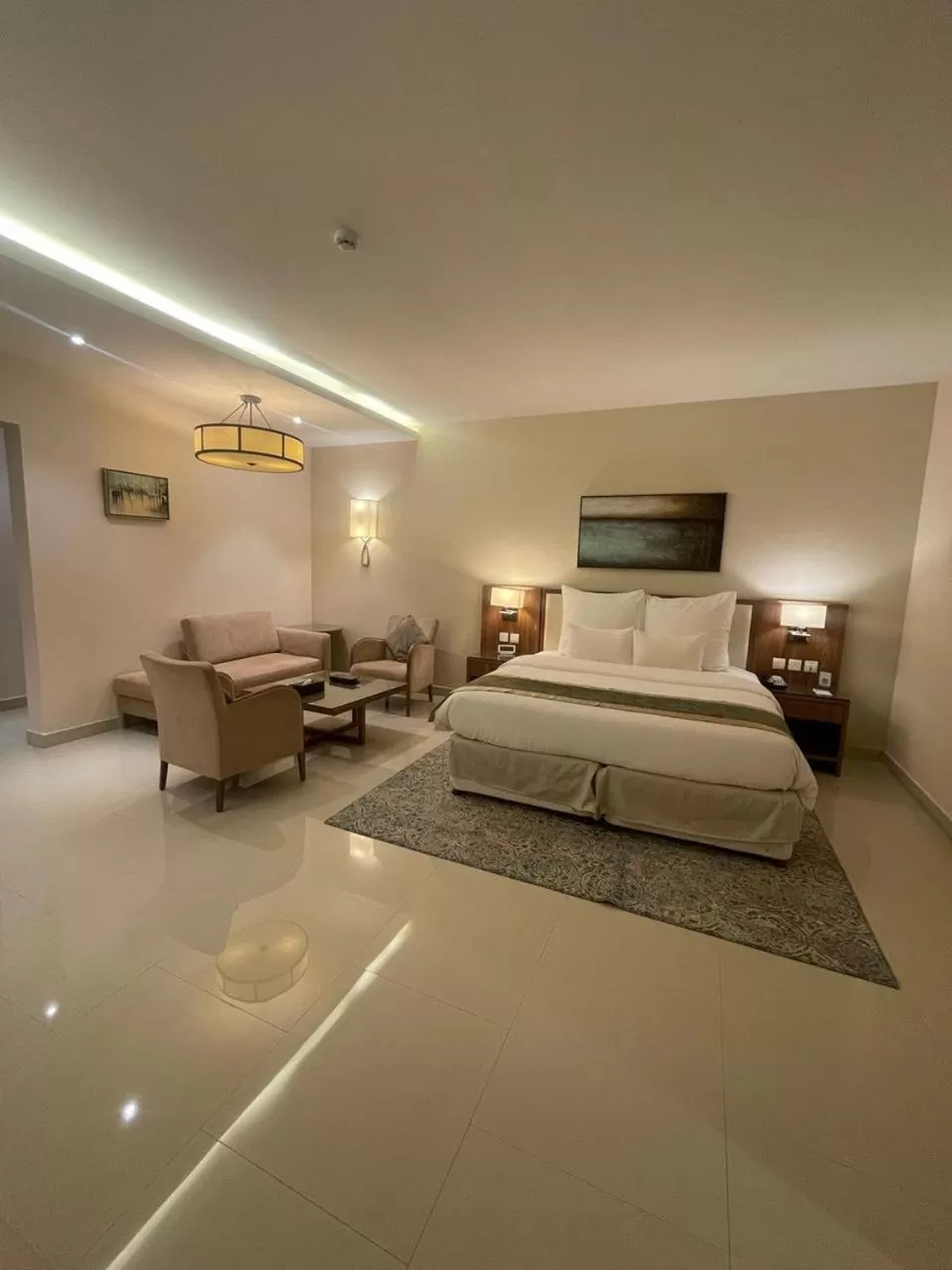 Bed in Best Western Plus Buraidah