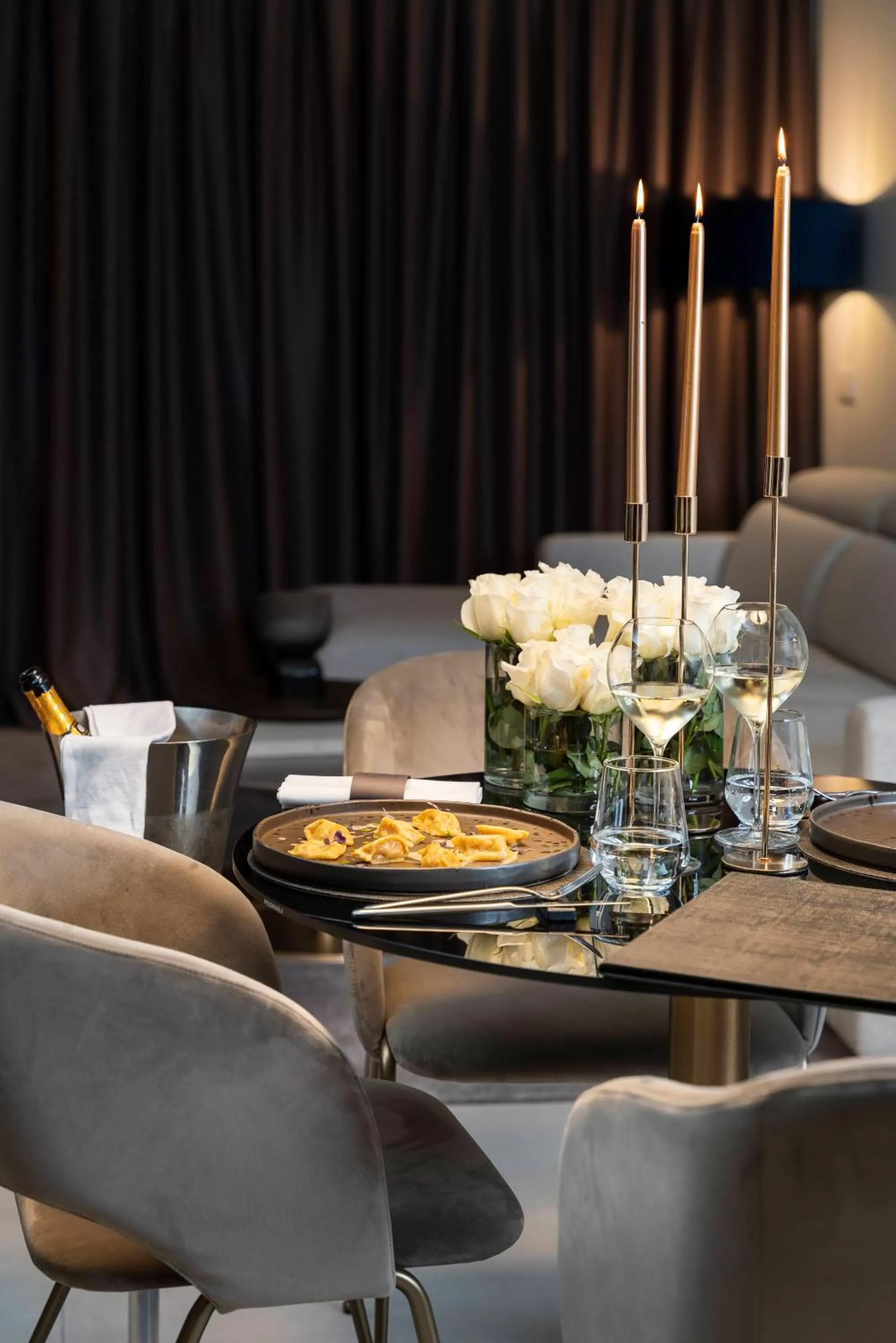 Dinner in We Me Suite Hotel