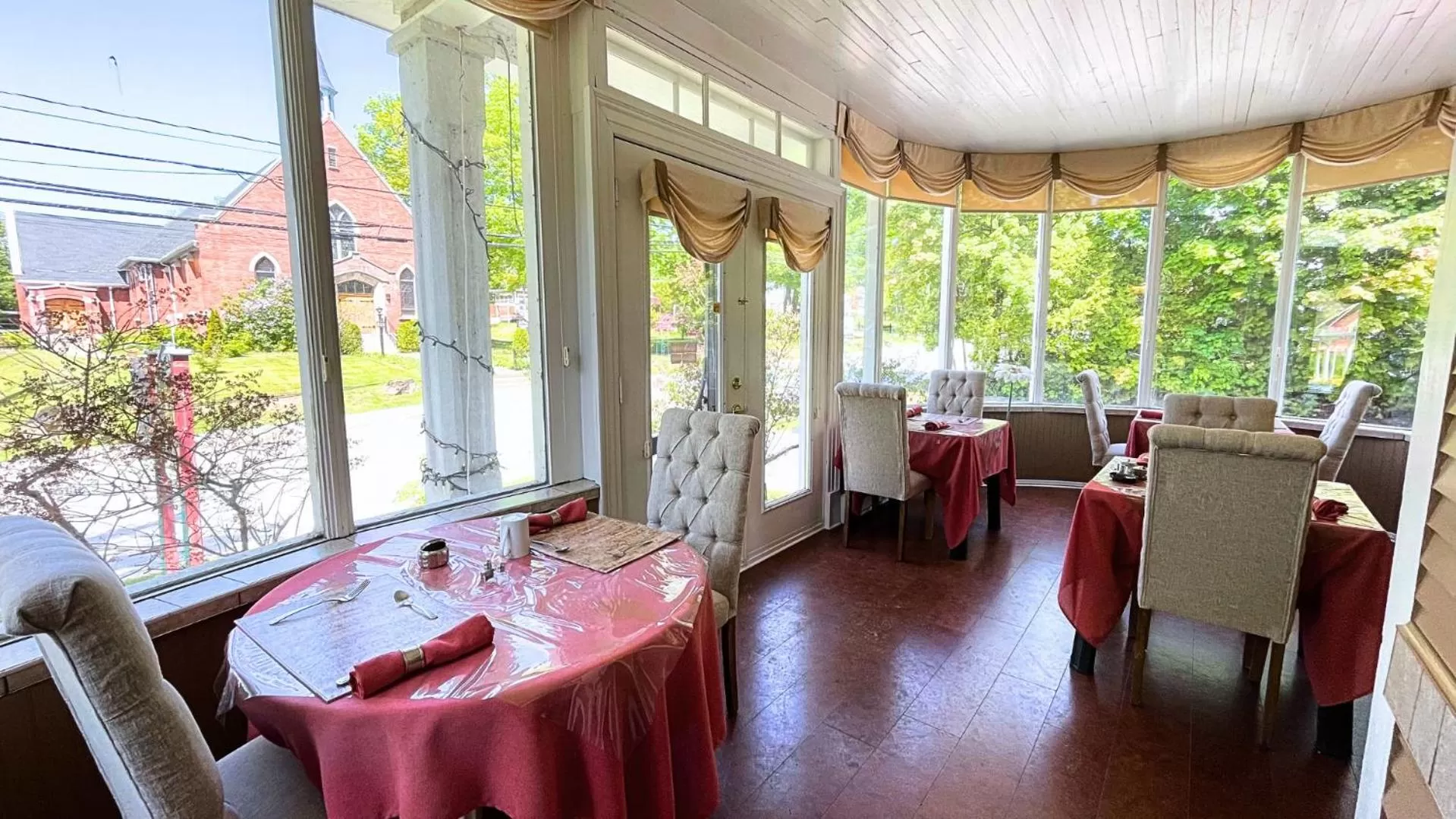 Dining area, Restaurant/Places to Eat in BNB Maison Drew