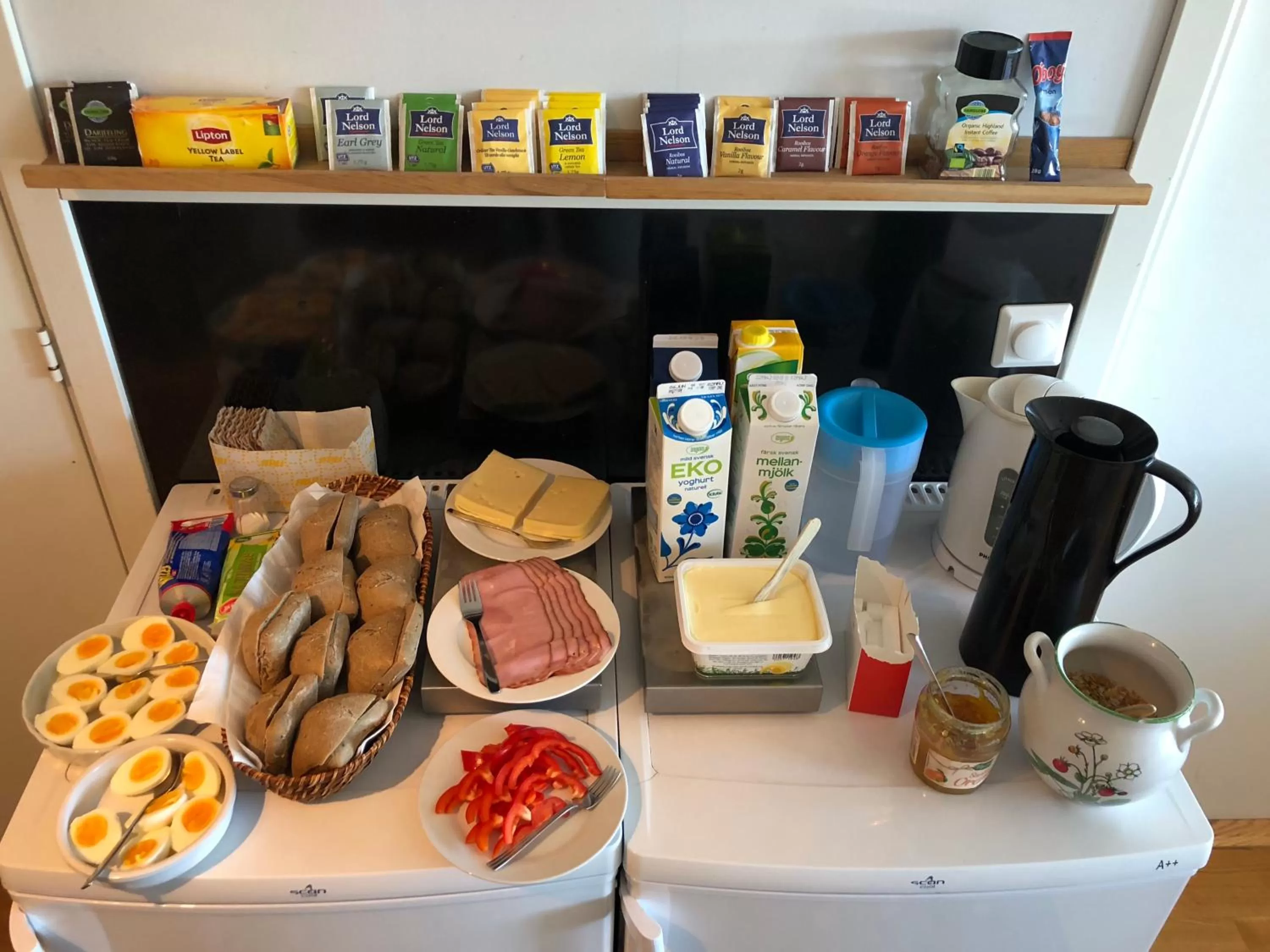 Breakfast in Sven Fredriksson Bed & Breakfast