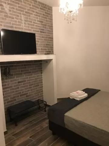 TV/Entertainment Center in B&B Fiera Maglo'