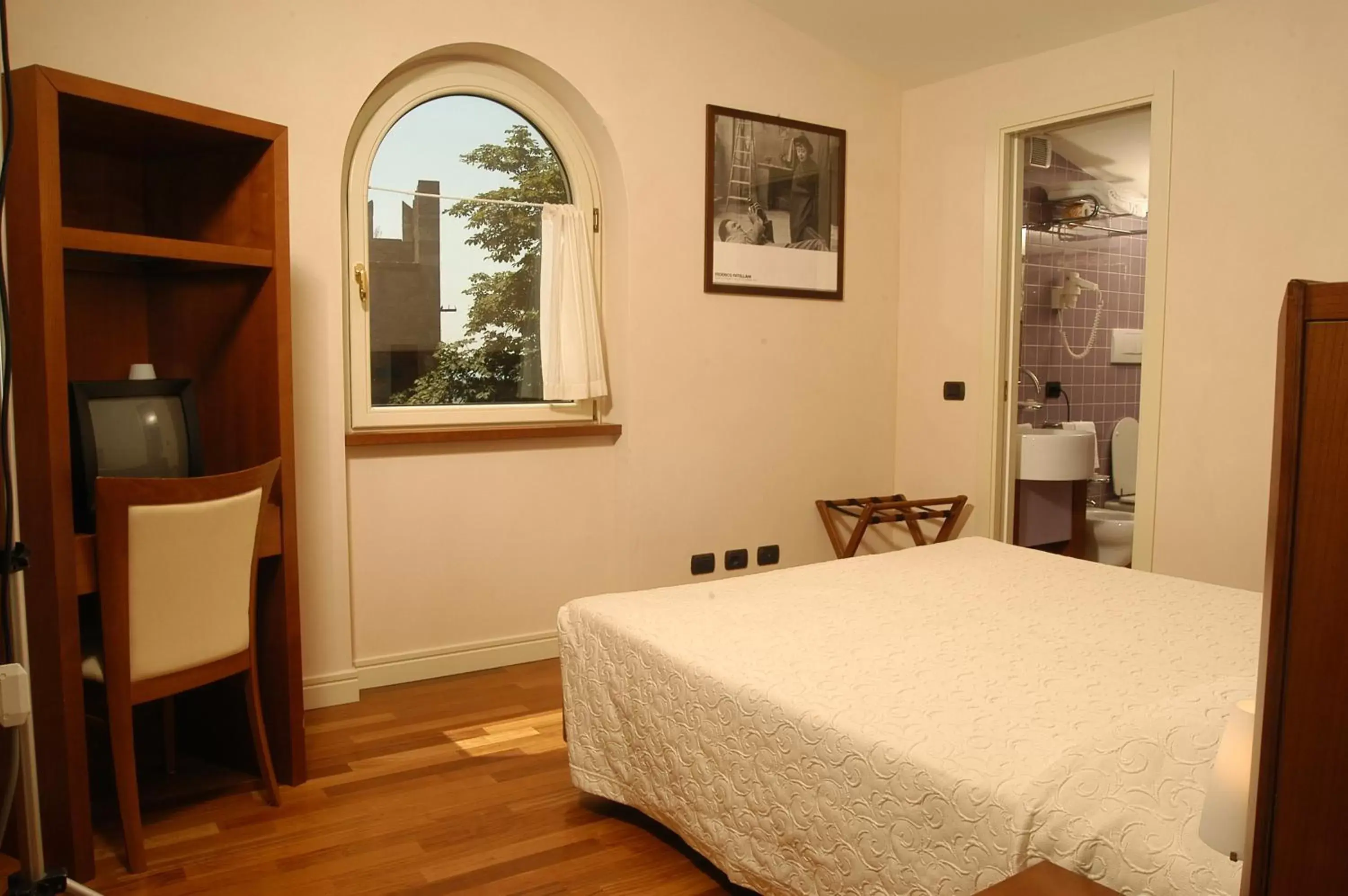 Deluxe Double or Twin Room in Hotel Rosa Deluxe Double or Twin Room in Hotel Rosa