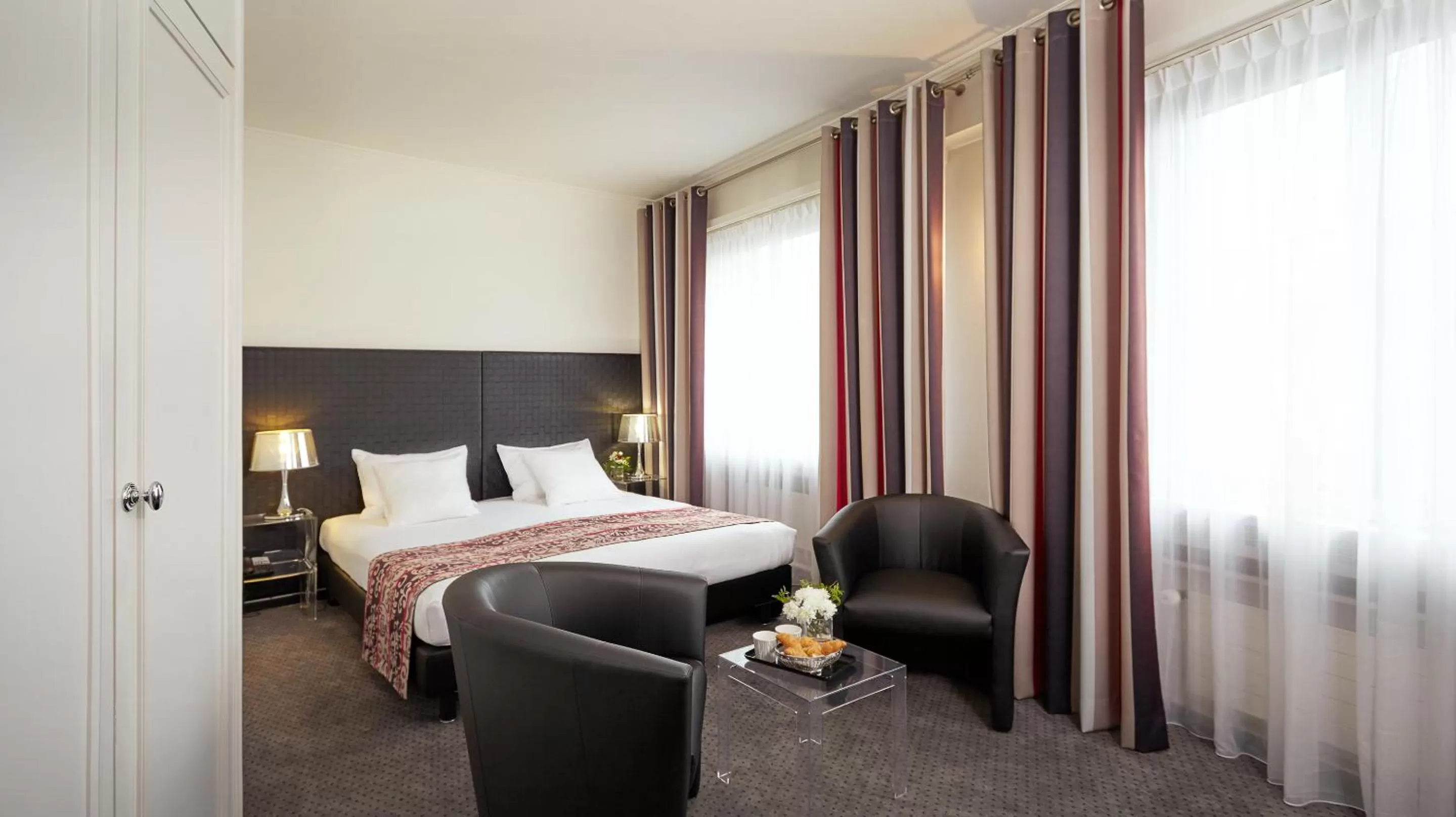 Superior Double or Twin Room in Hotel Suisse