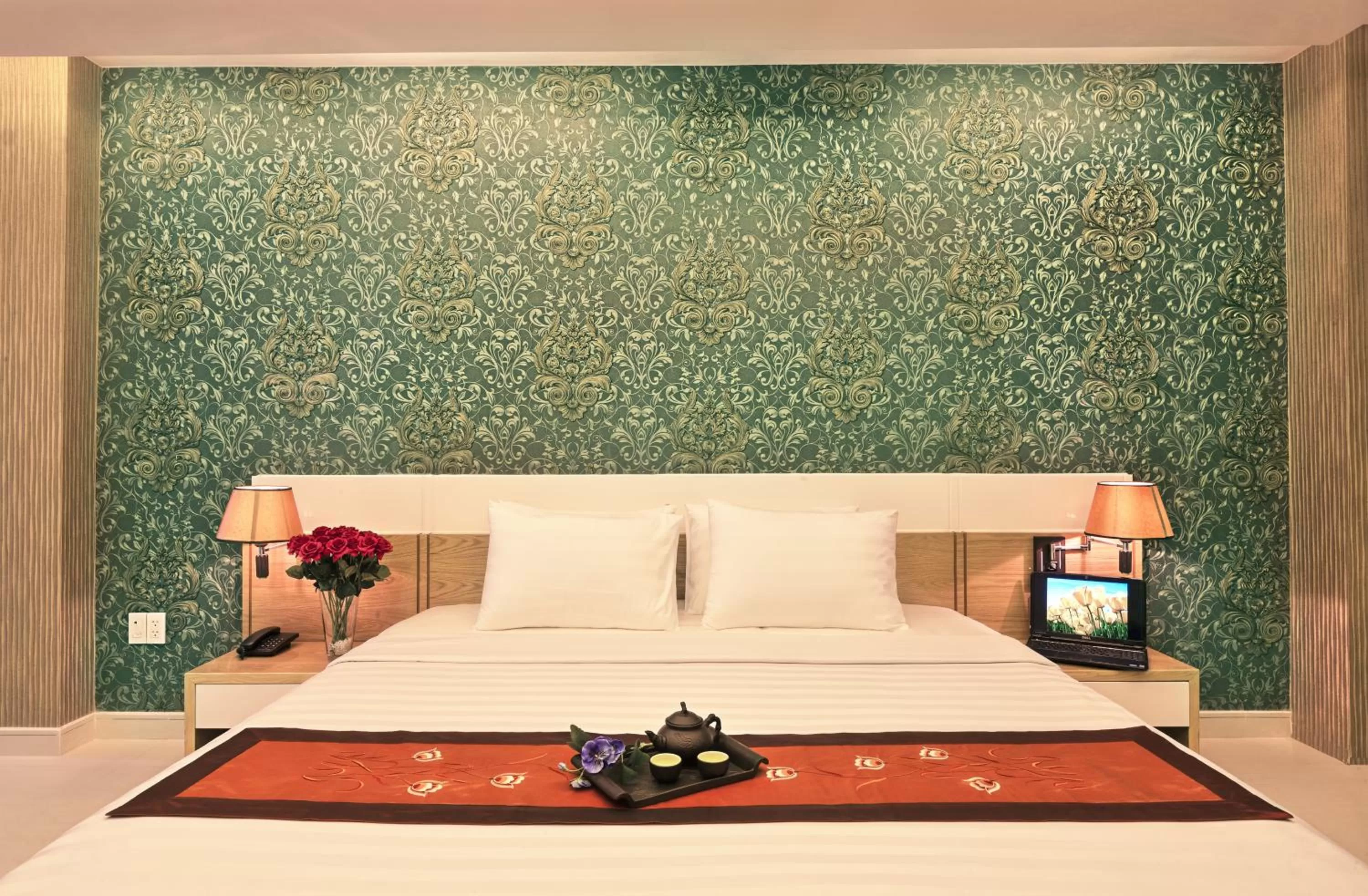 Bed in Vân Anh Luxury