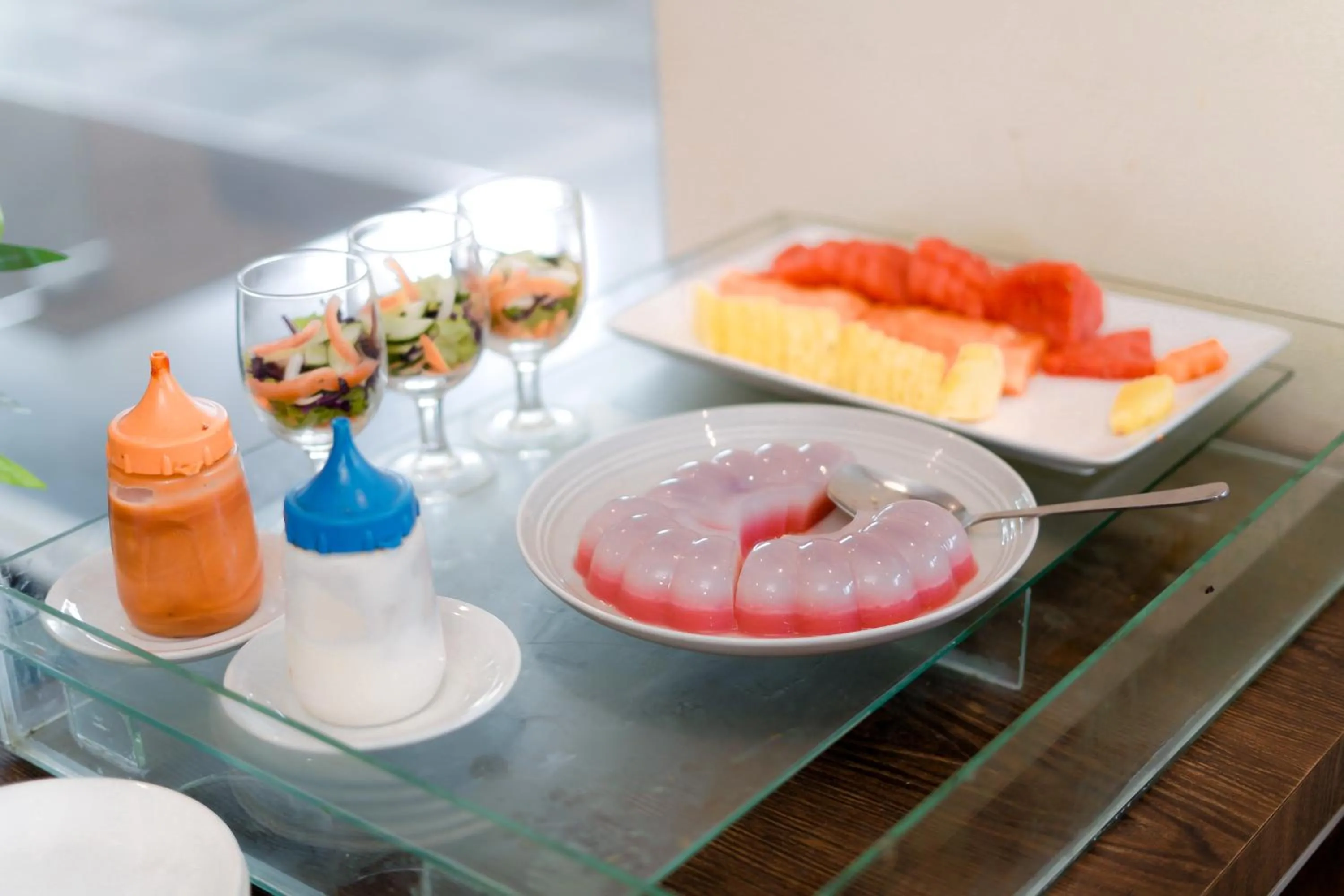 Restaurant/places to eat in Front One Hotel Purwodadi