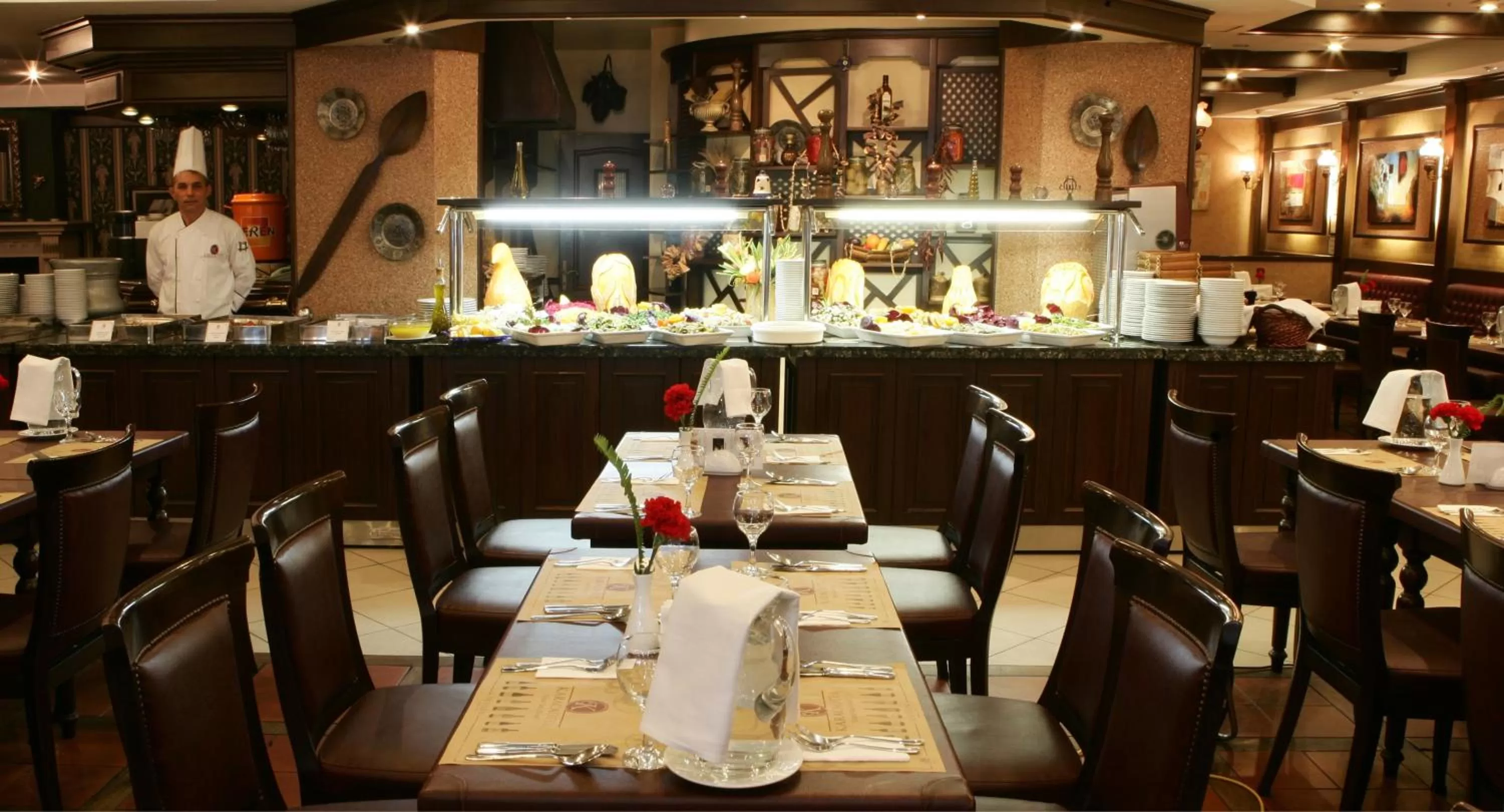 Restaurant/places to eat in Karaca Hotel