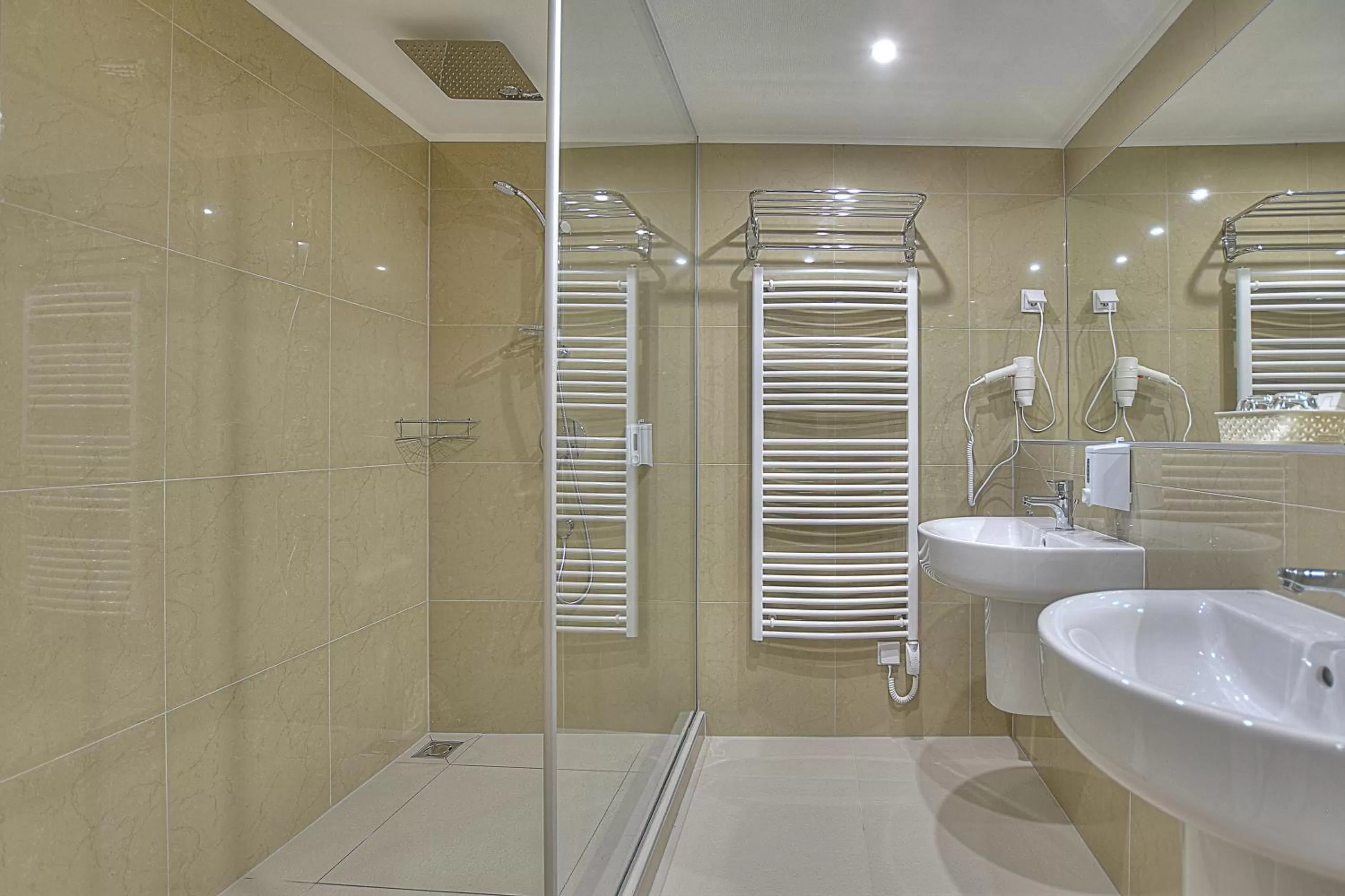 Bathroom in Anna Hotel