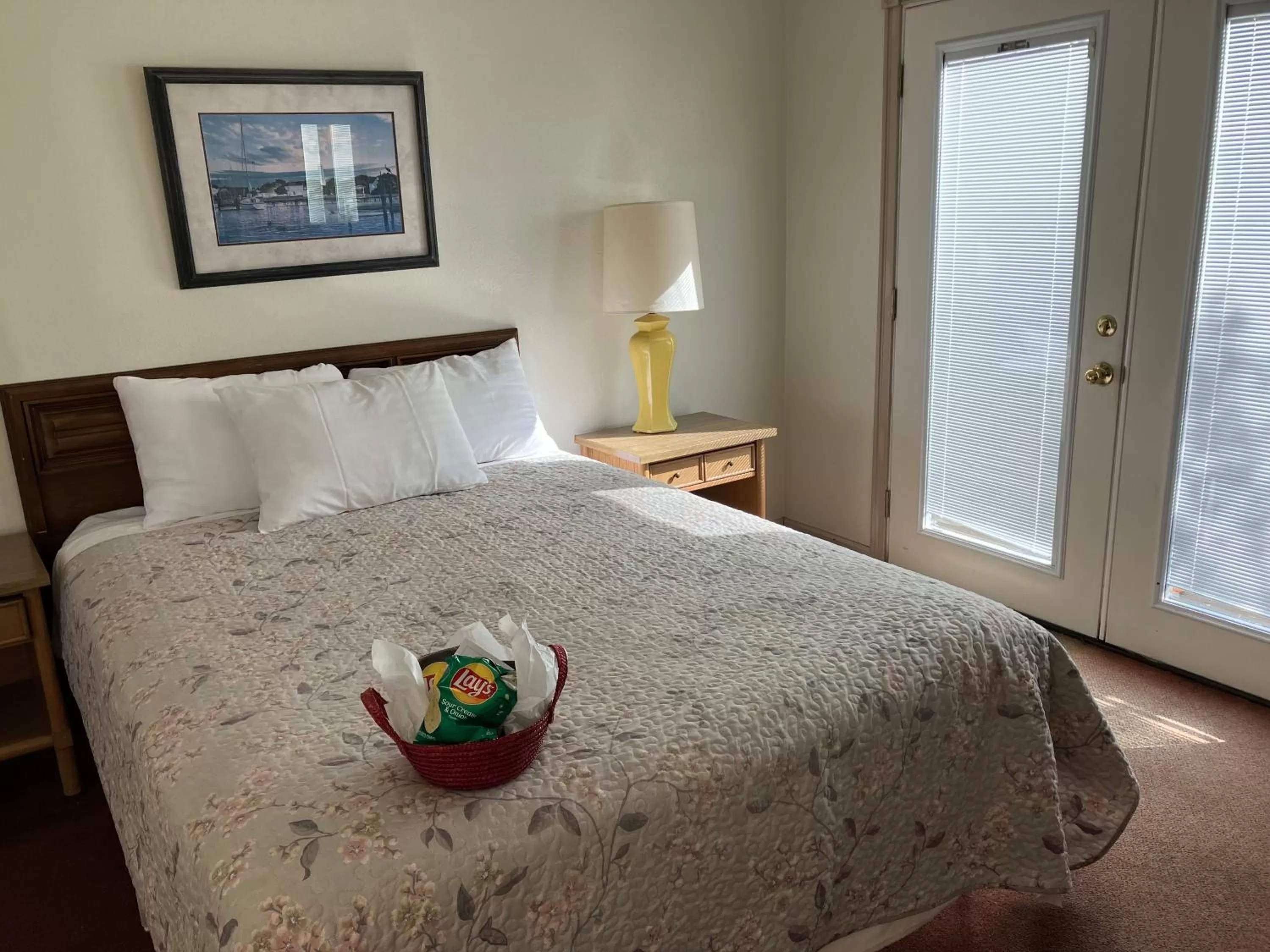 Bed in Lighthouse Inn