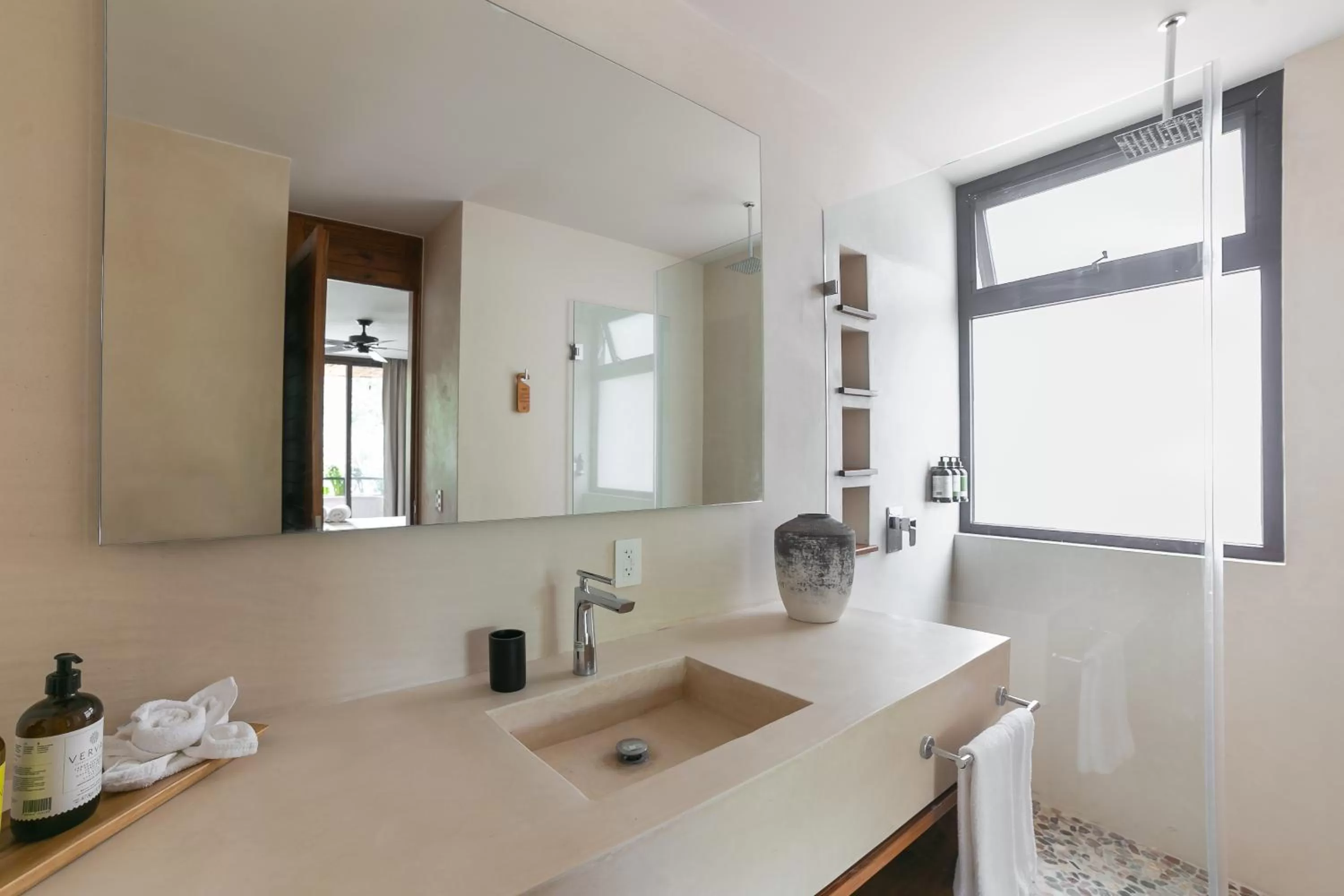 Bathroom in Zereno Tulum Beach Club Access