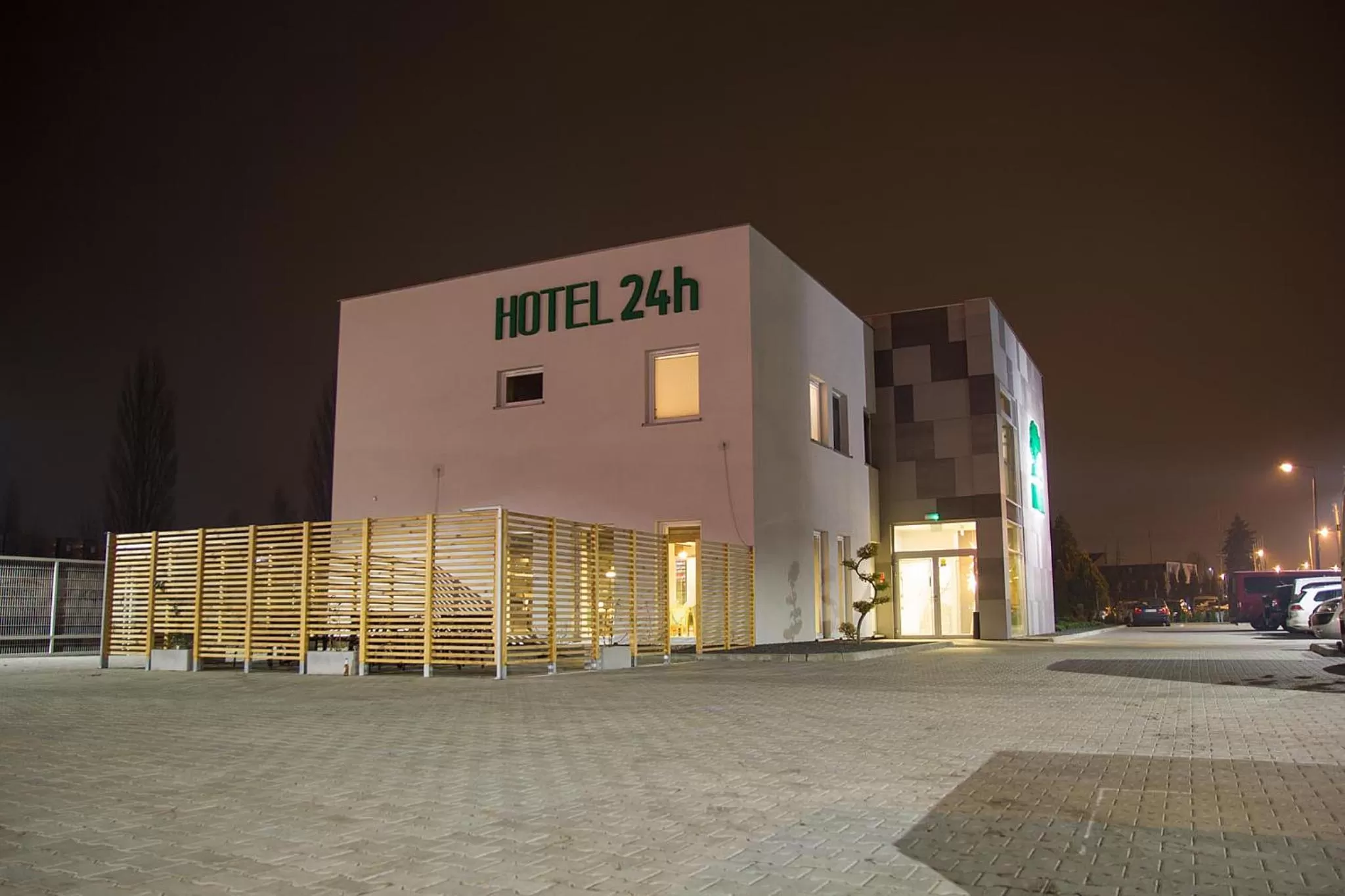 Property building in Hotel Platan