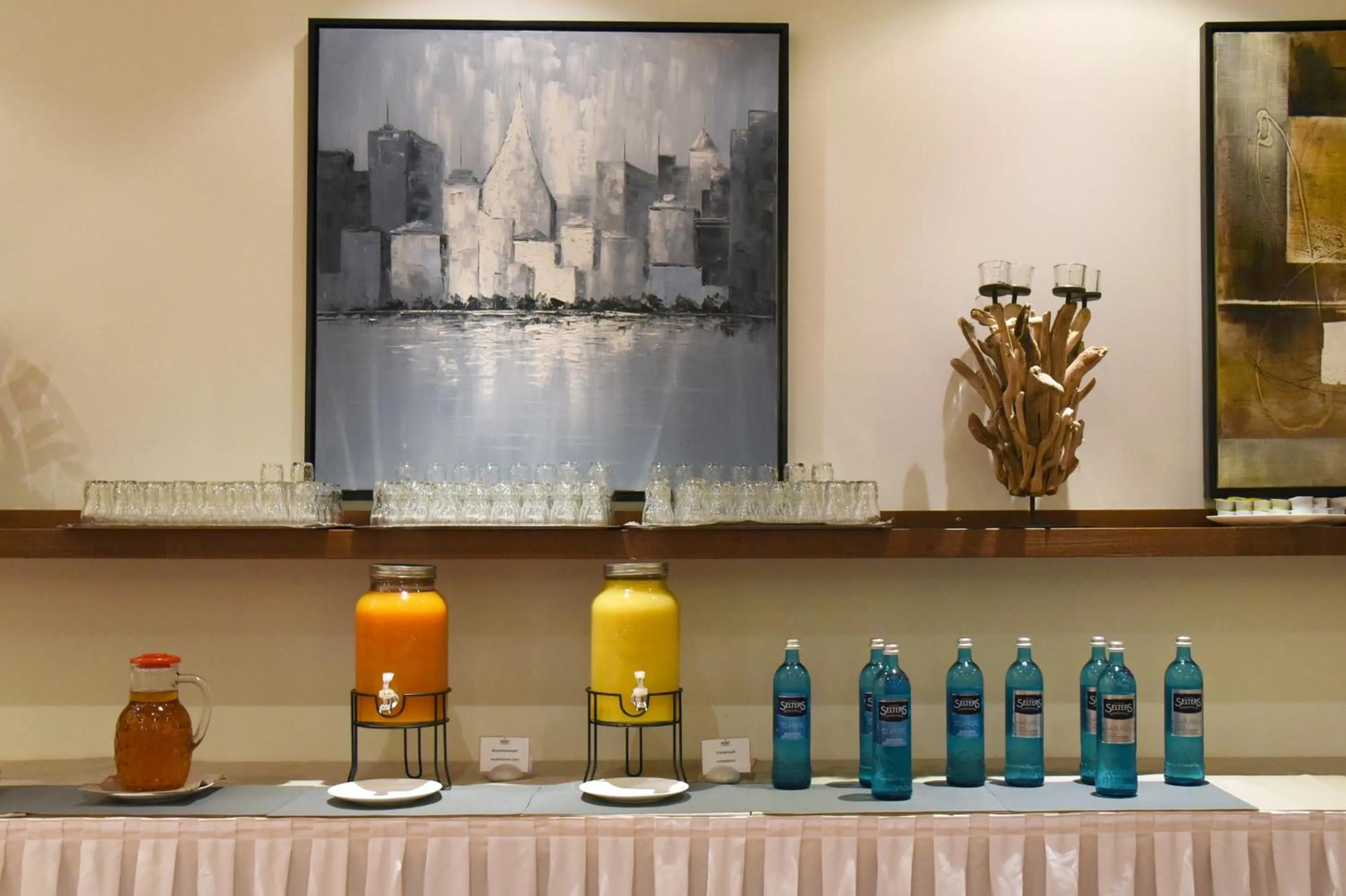 Breakfast in ACHAT Hotel München Süd